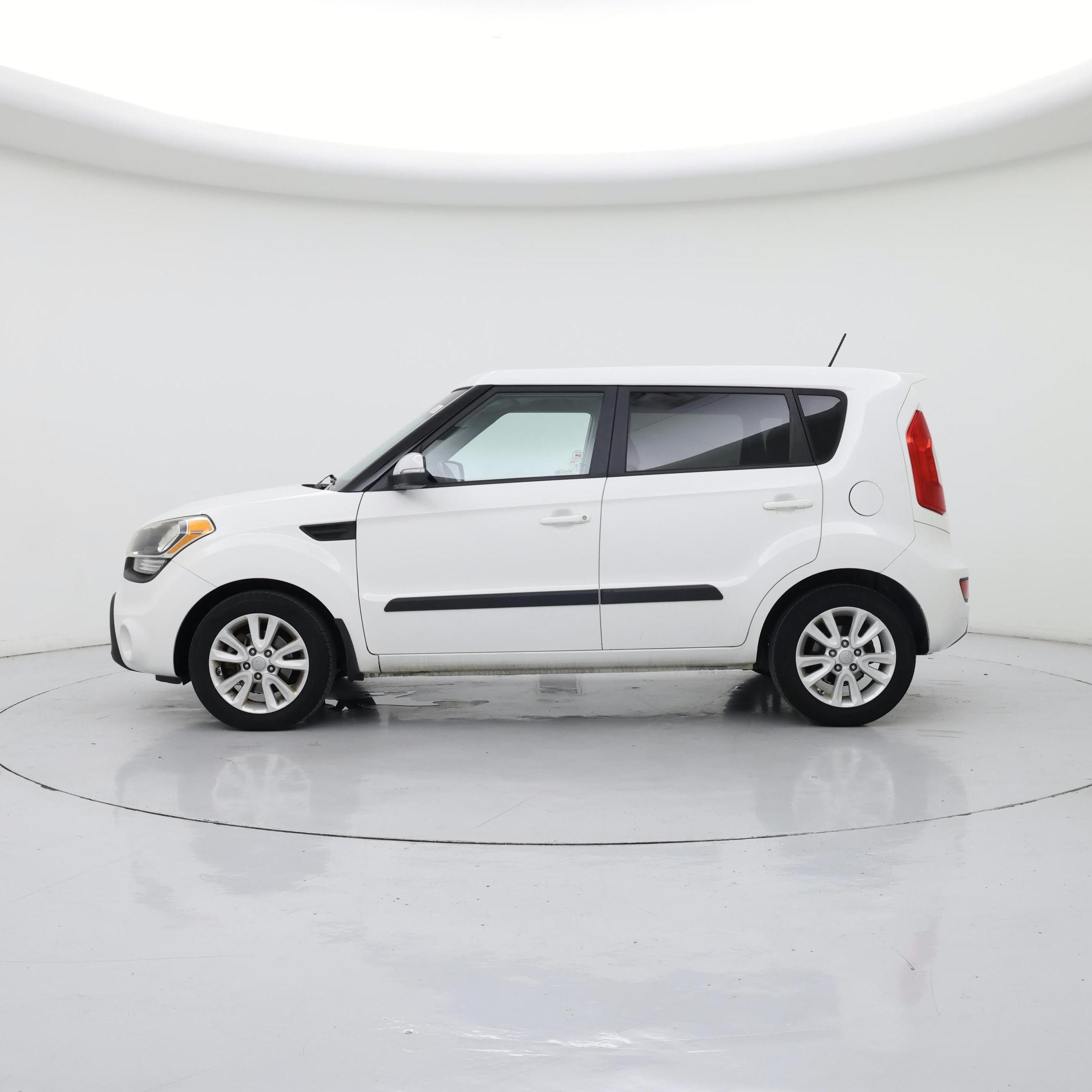 Thumbnail: 2013 Kia Soul - 3