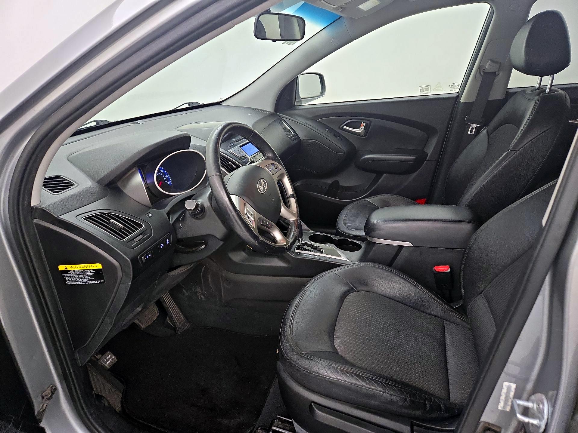 Thumbnail: 2013 Hyundai Tucson - 11