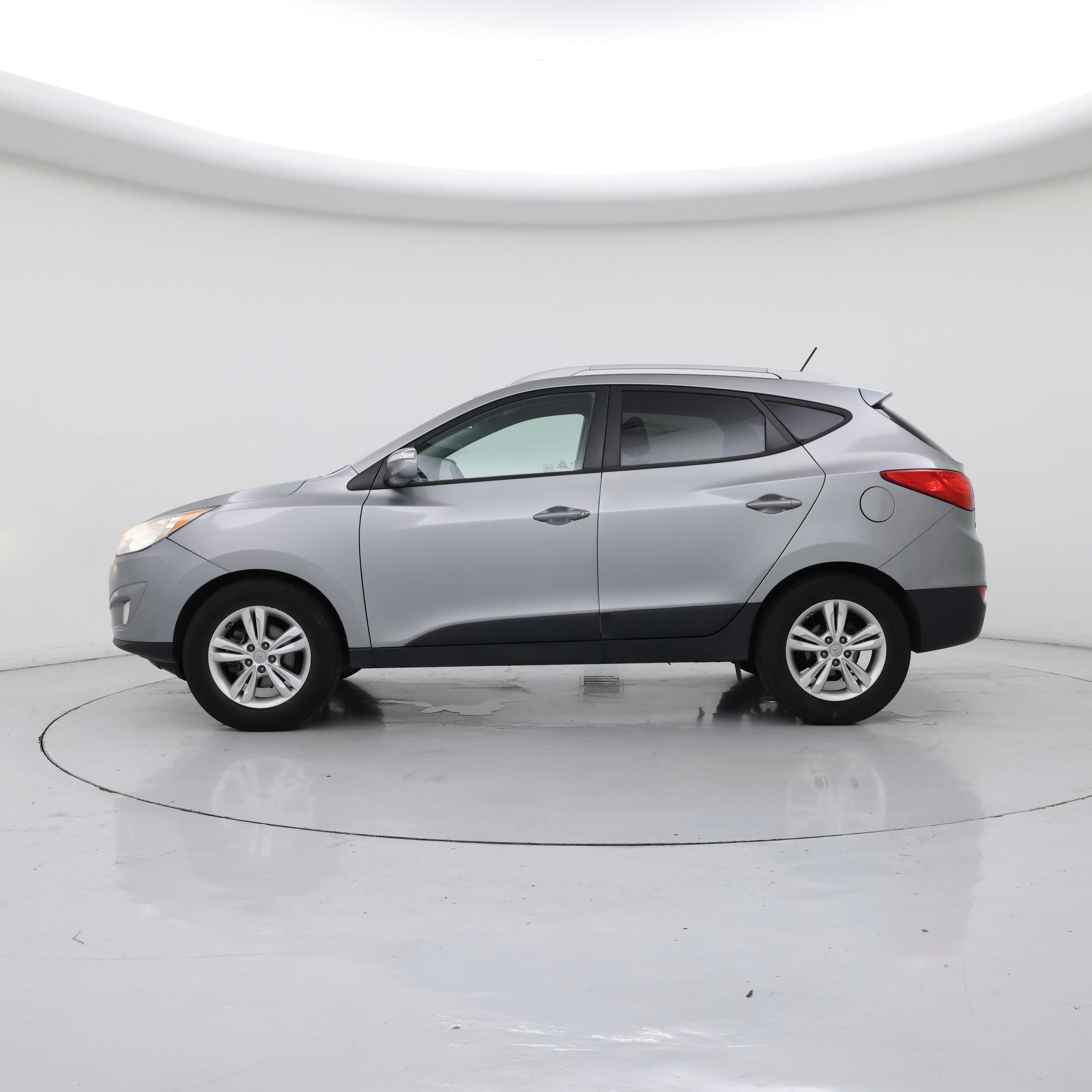 Thumbnail: 2013 Hyundai Tucson - 3