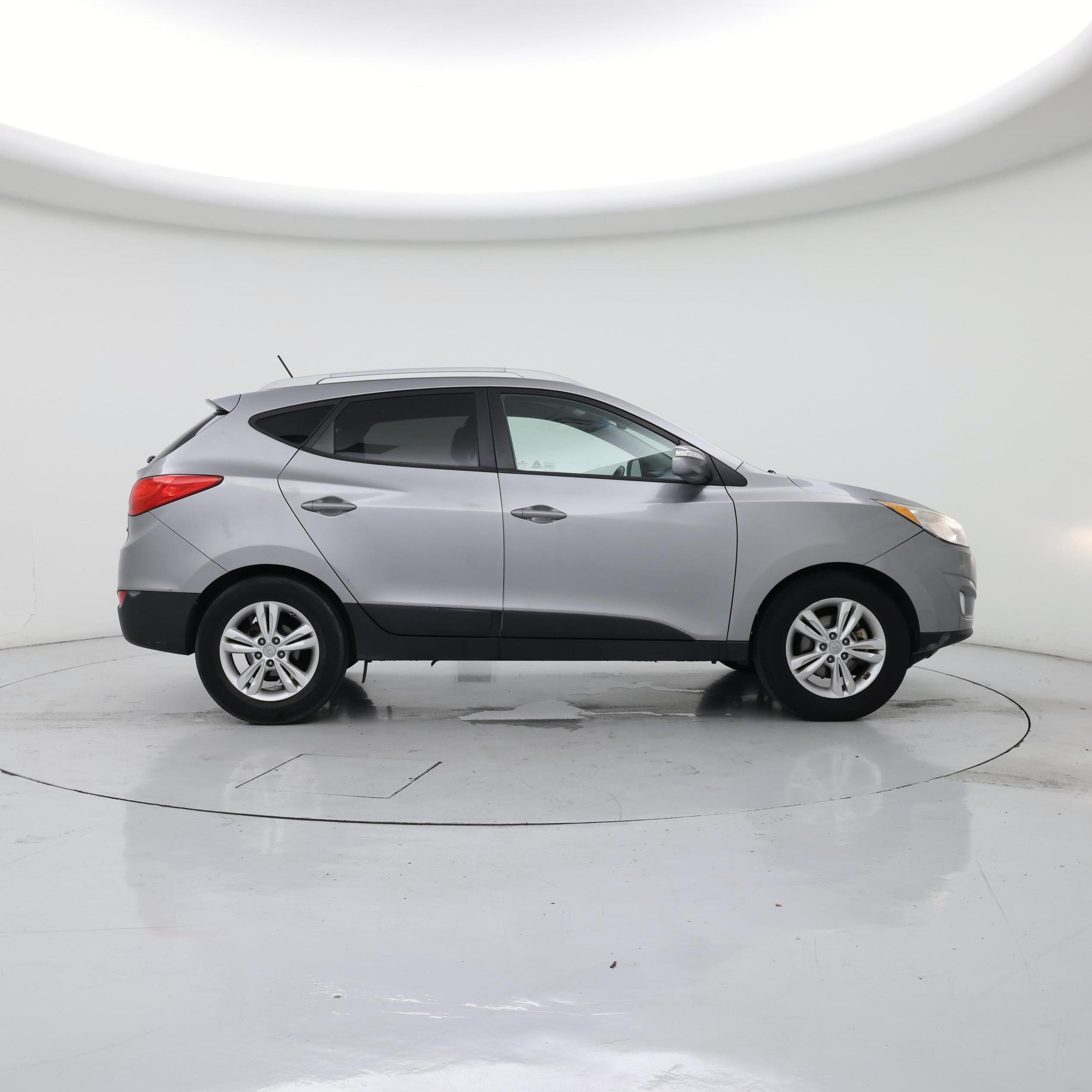 Thumbnail: 2013 Hyundai Tucson - 7