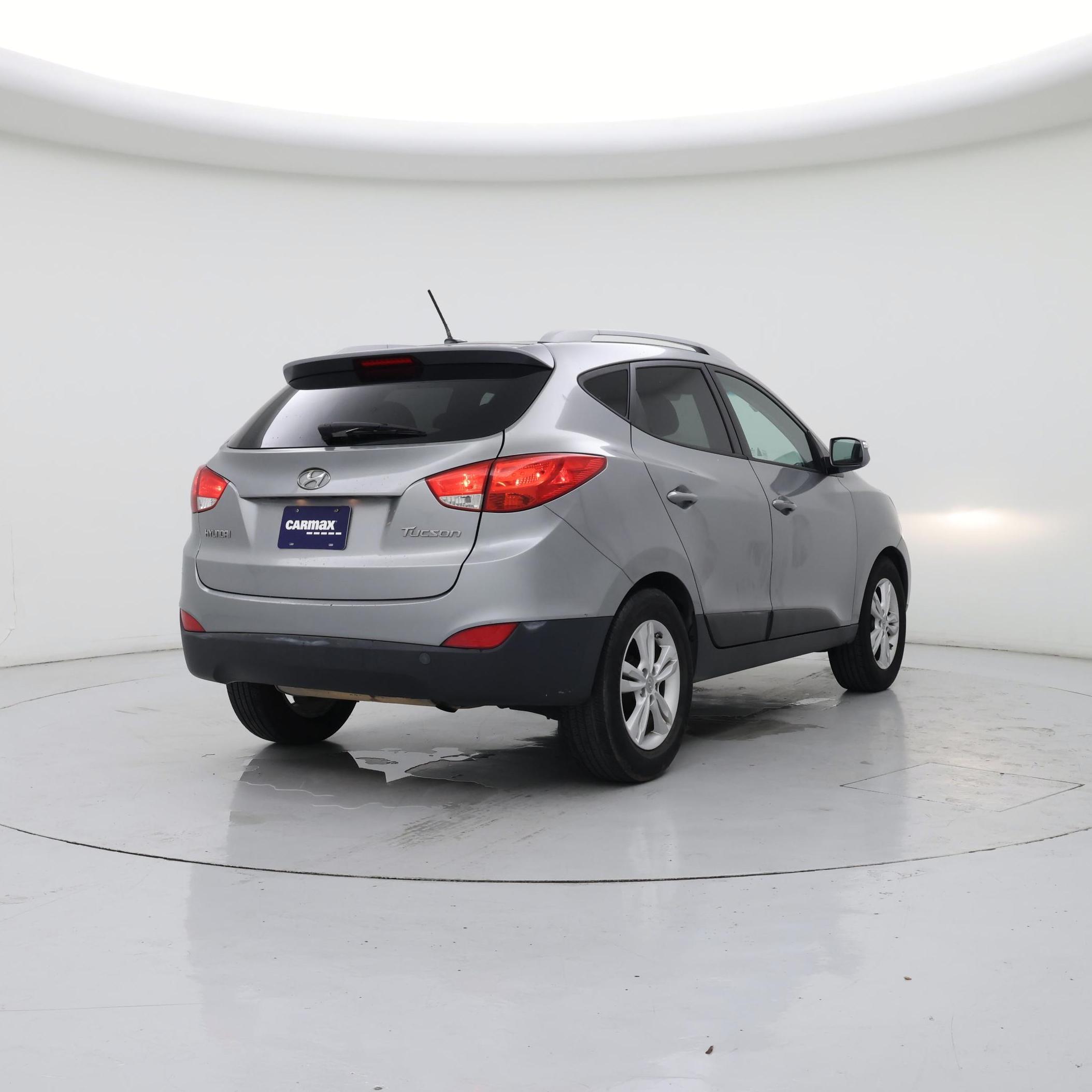 Thumbnail: 2013 Hyundai Tucson - 8