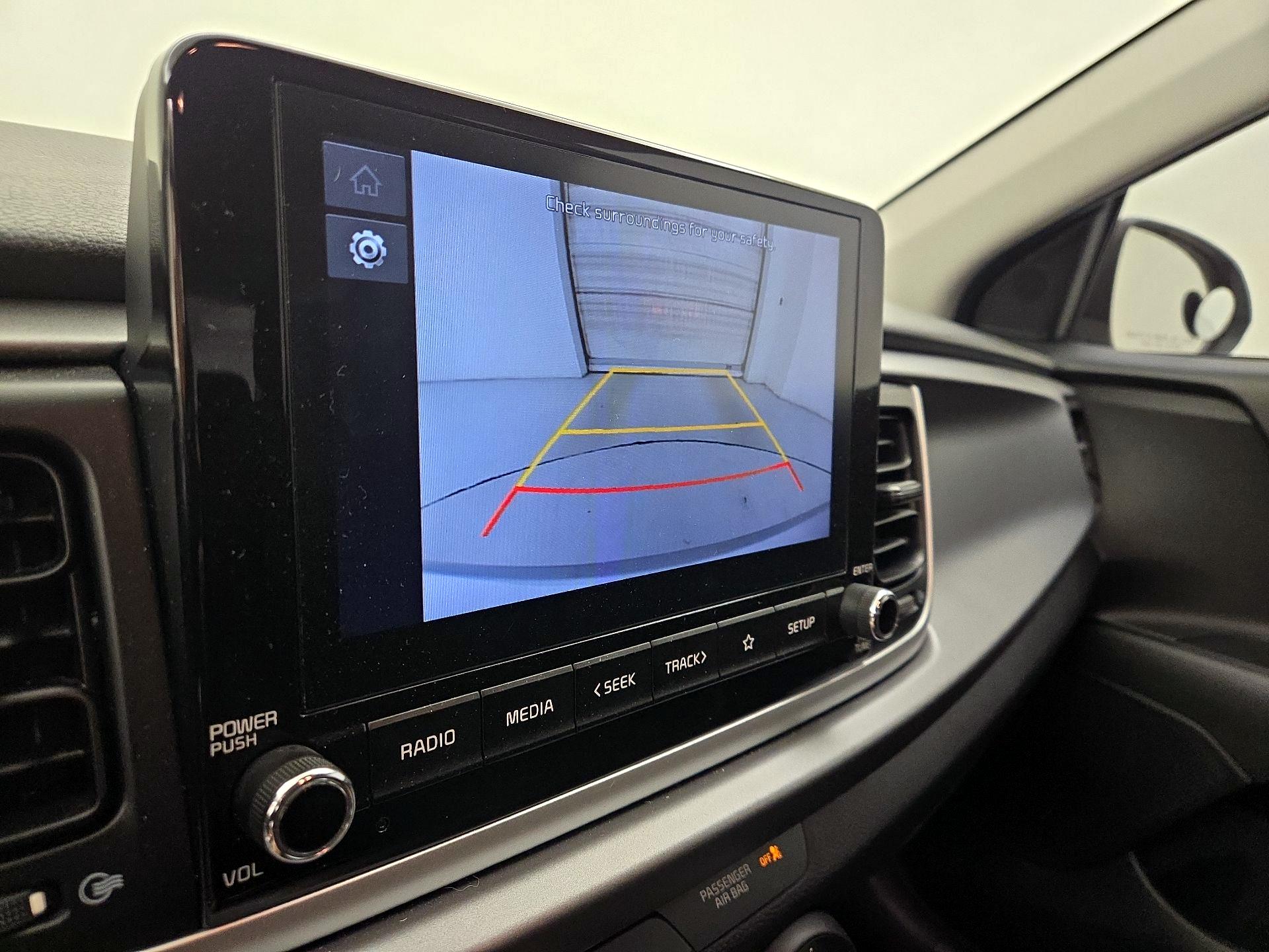 Thumbnail: 2023 Kia Rio - 14