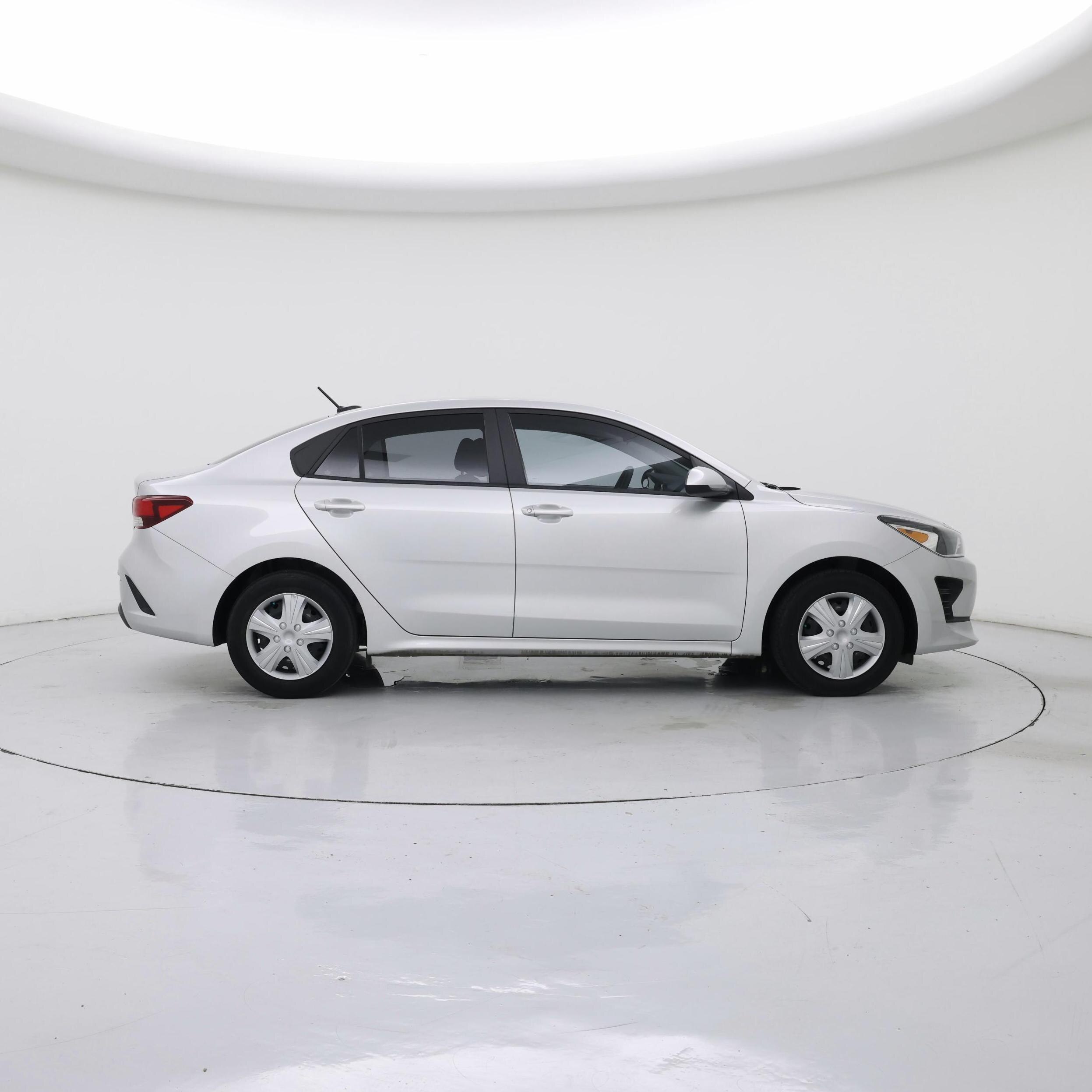 Thumbnail: 2023 Kia Rio - 7