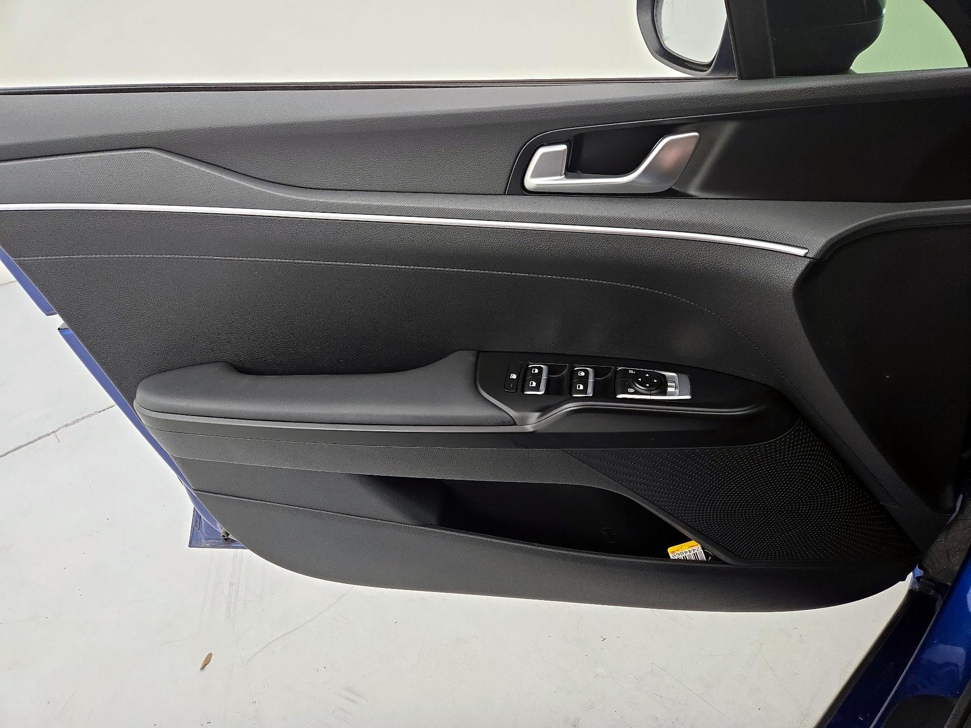 Thumbnail: 2024 Kia K5 - 12