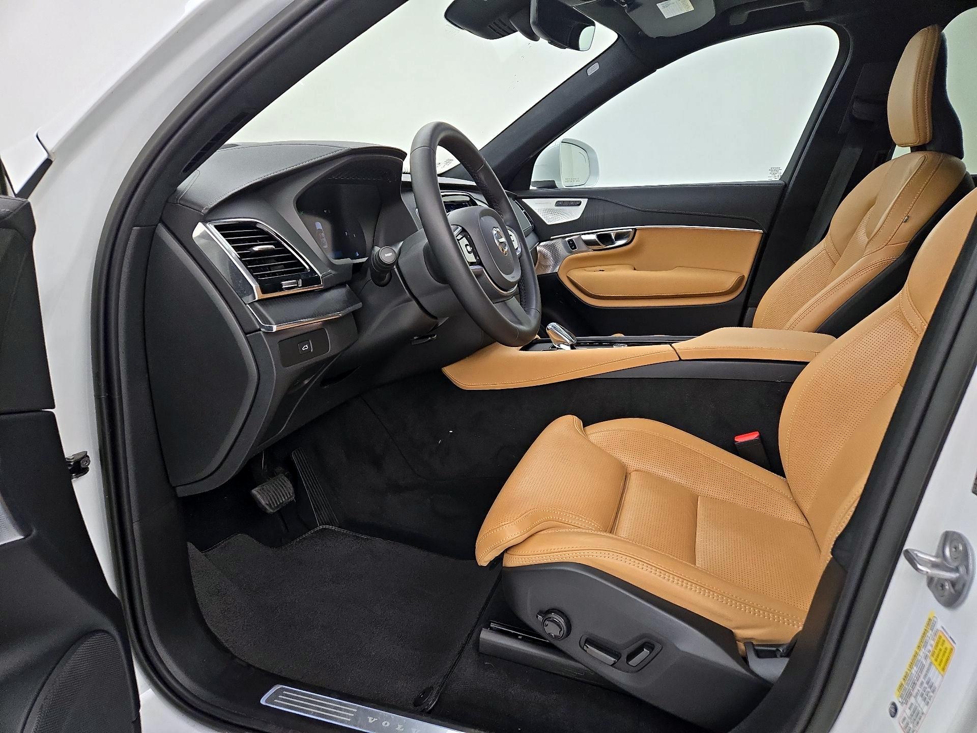 Thumbnail: 2023 Volvo XC90 - 11