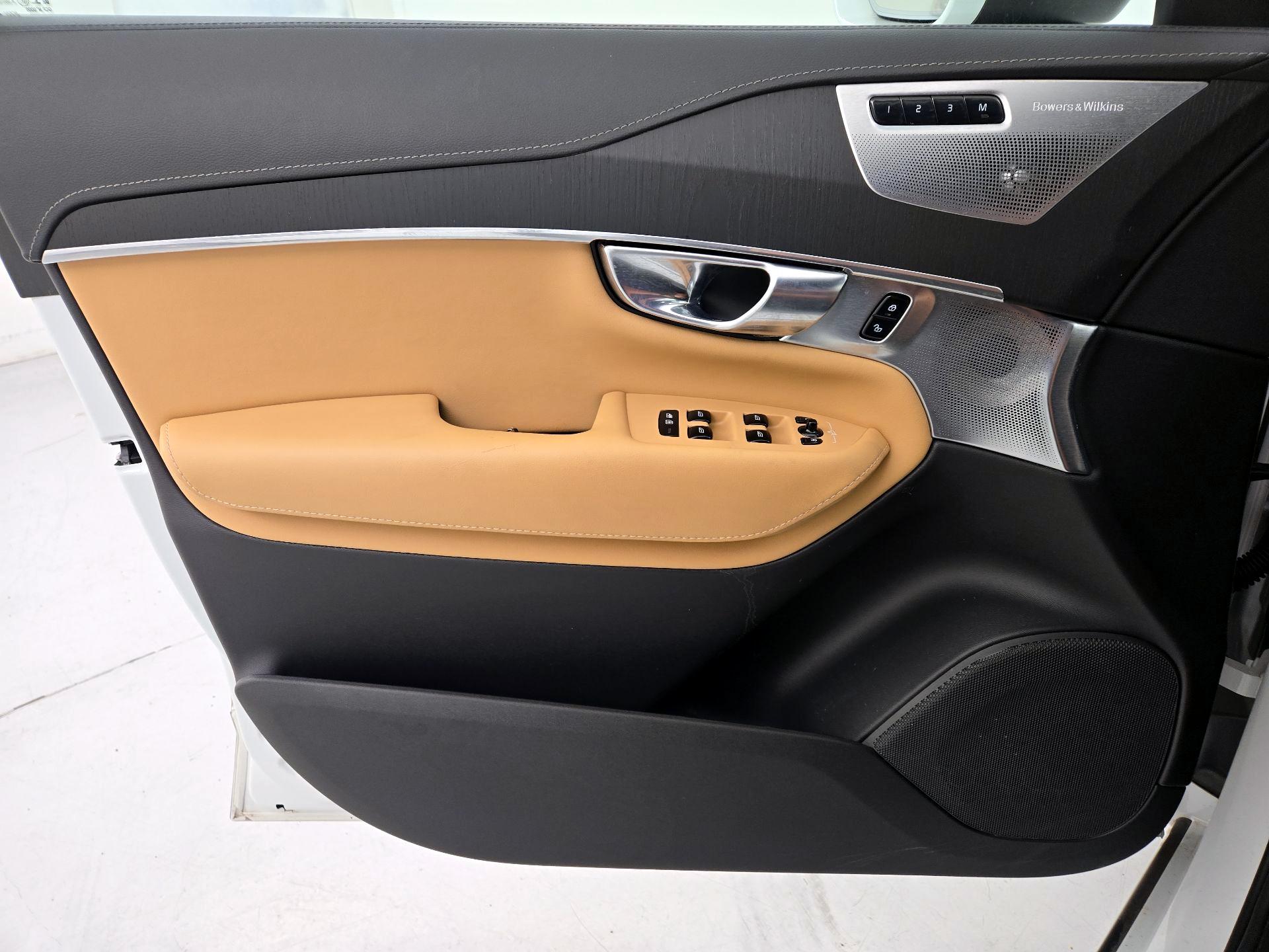 Thumbnail: 2023 Volvo XC90 - 12