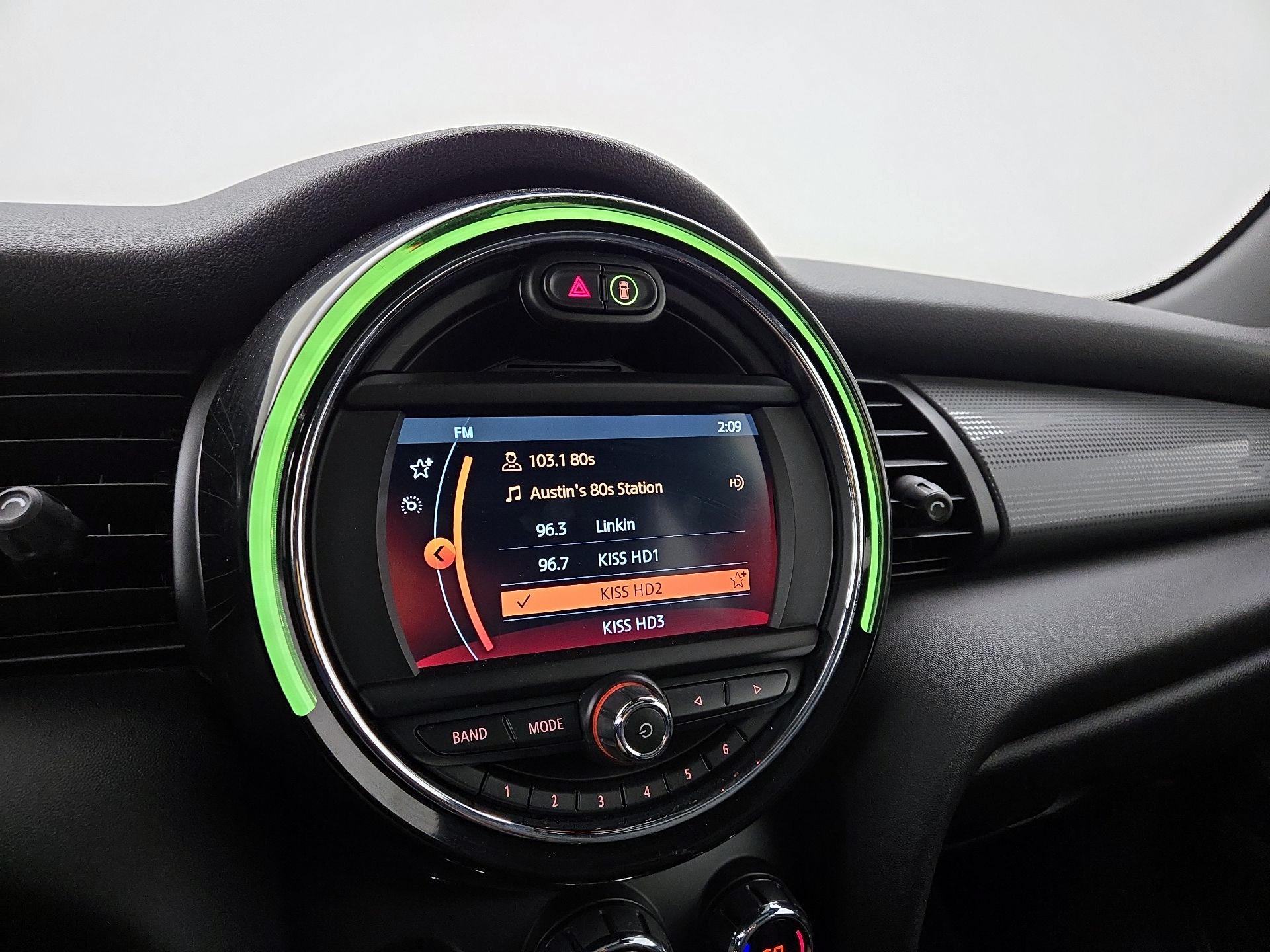 Thumbnail: 2021 MINI Cooper Hardtop - 15