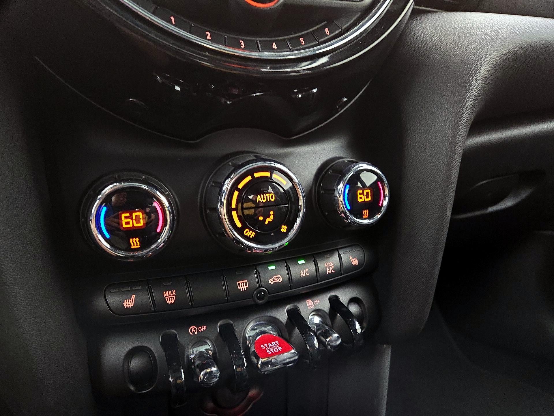 Thumbnail: 2021 MINI Cooper Hardtop - 16