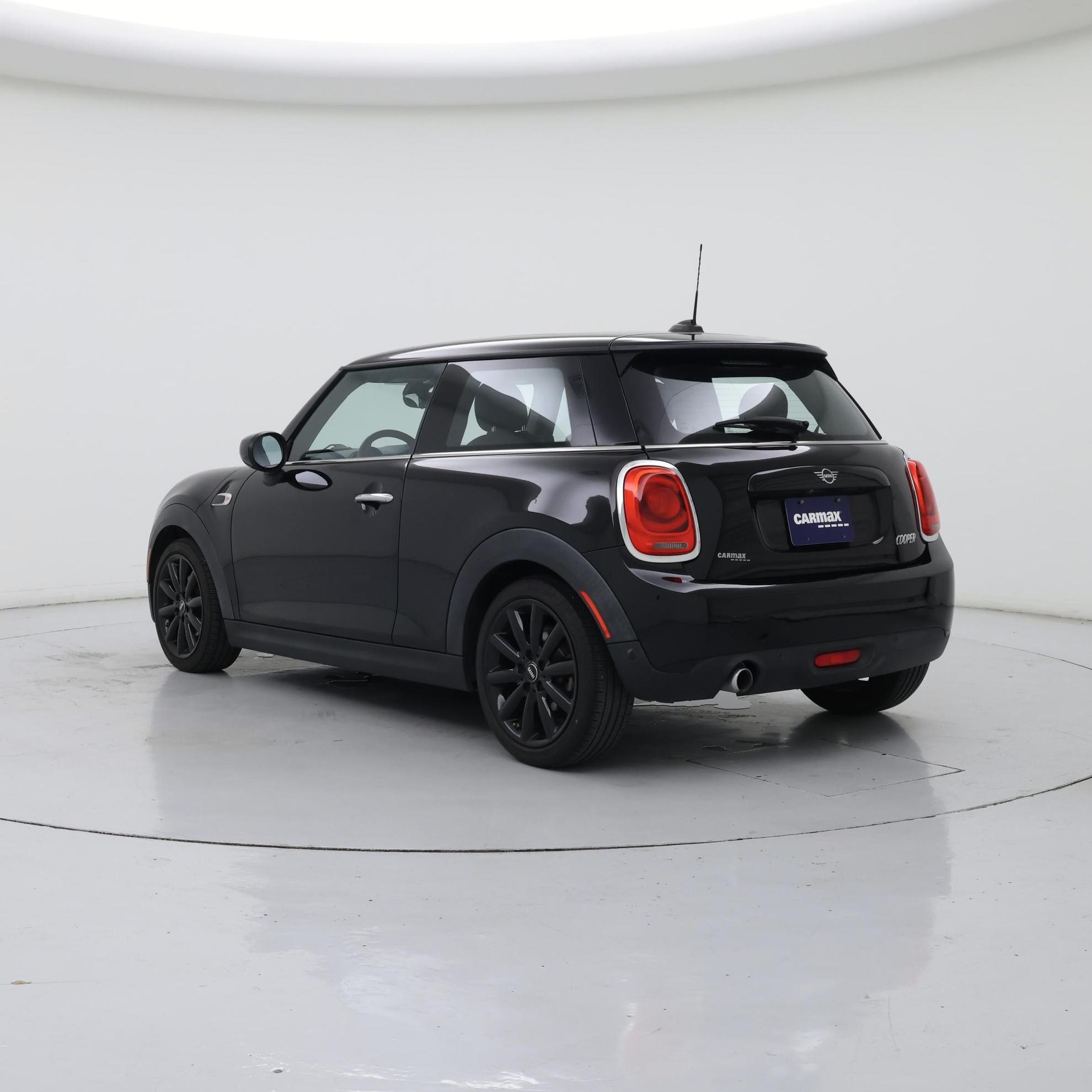 Thumbnail: 2021 MINI Cooper Hardtop - 2