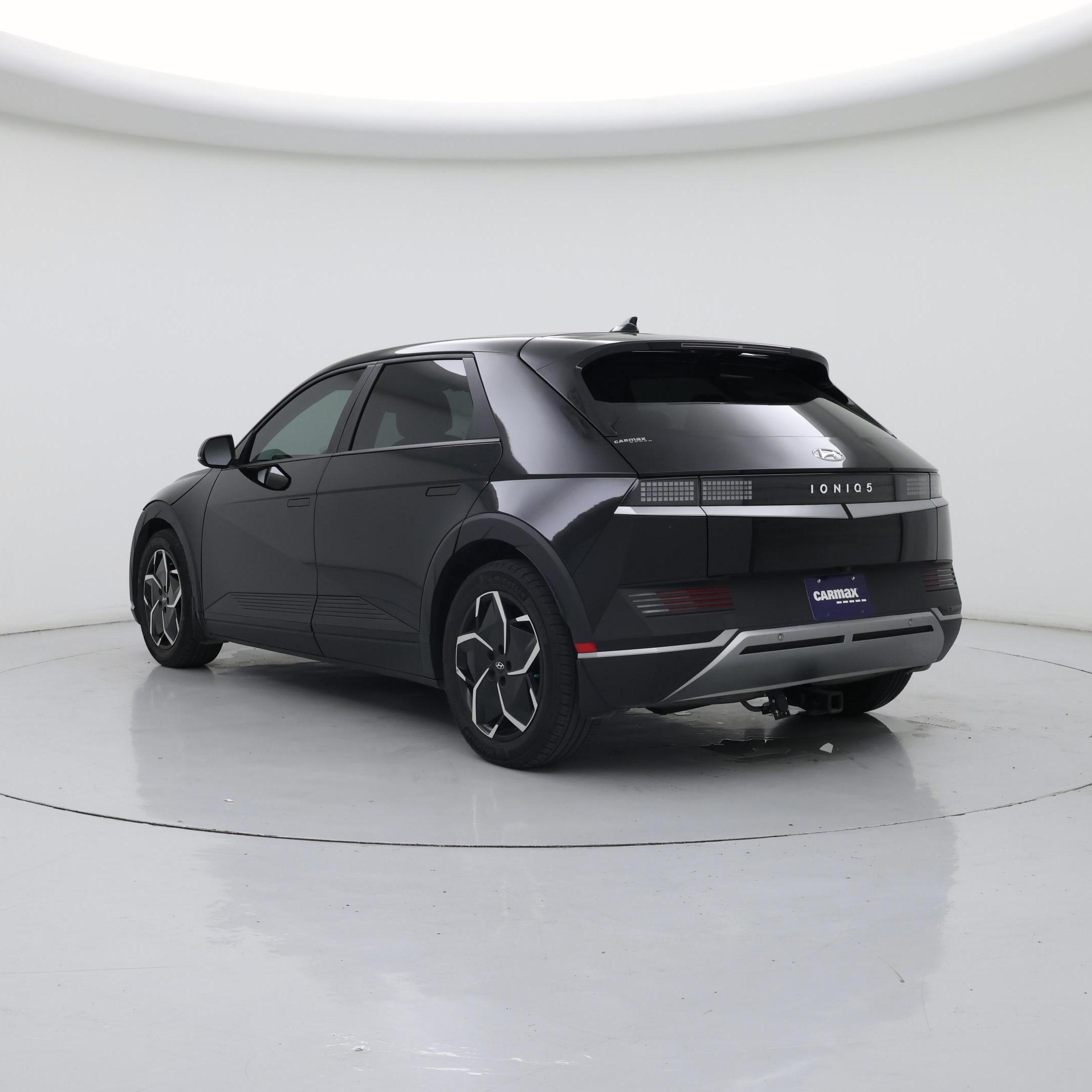 Thumbnail: 2023 Hyundai Ioniq 5 - 2