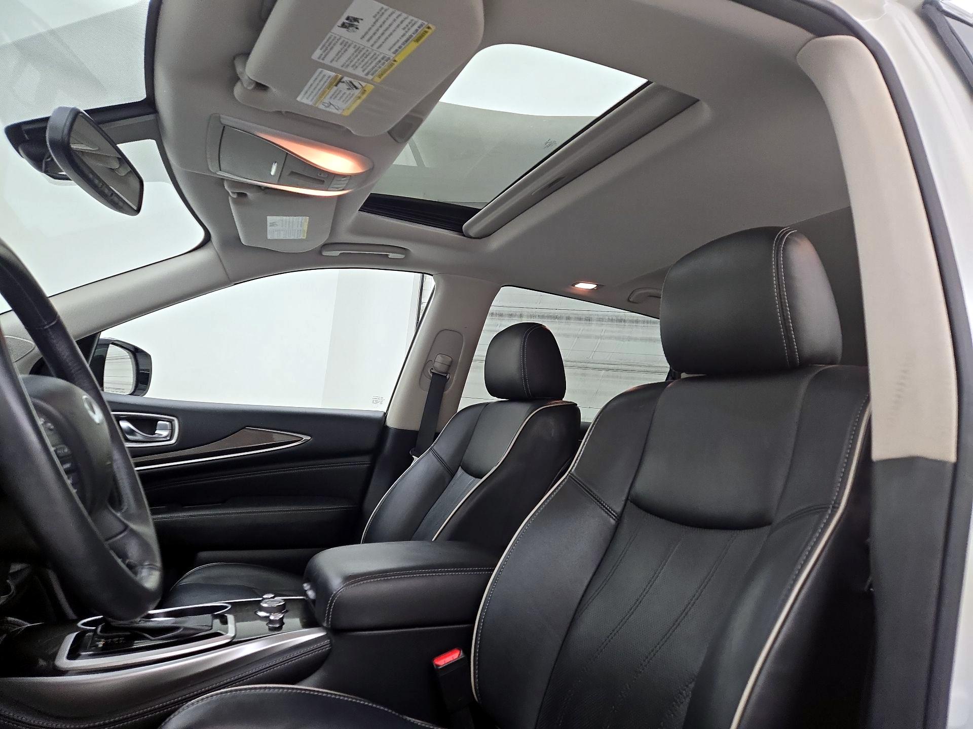 Thumbnail: 2017 INFINITI QX60 - 20