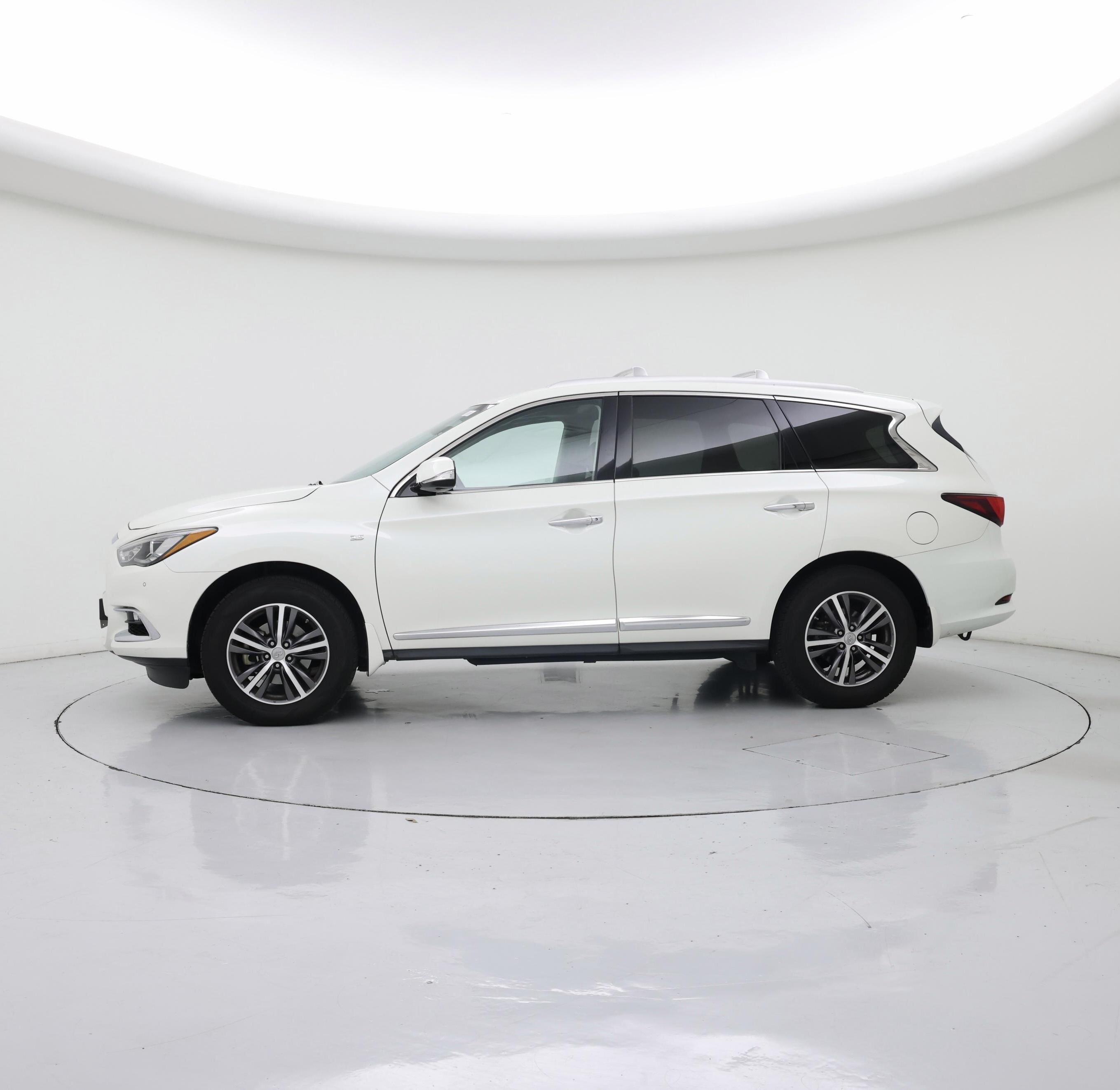 Thumbnail: 2017 INFINITI QX60 - 3