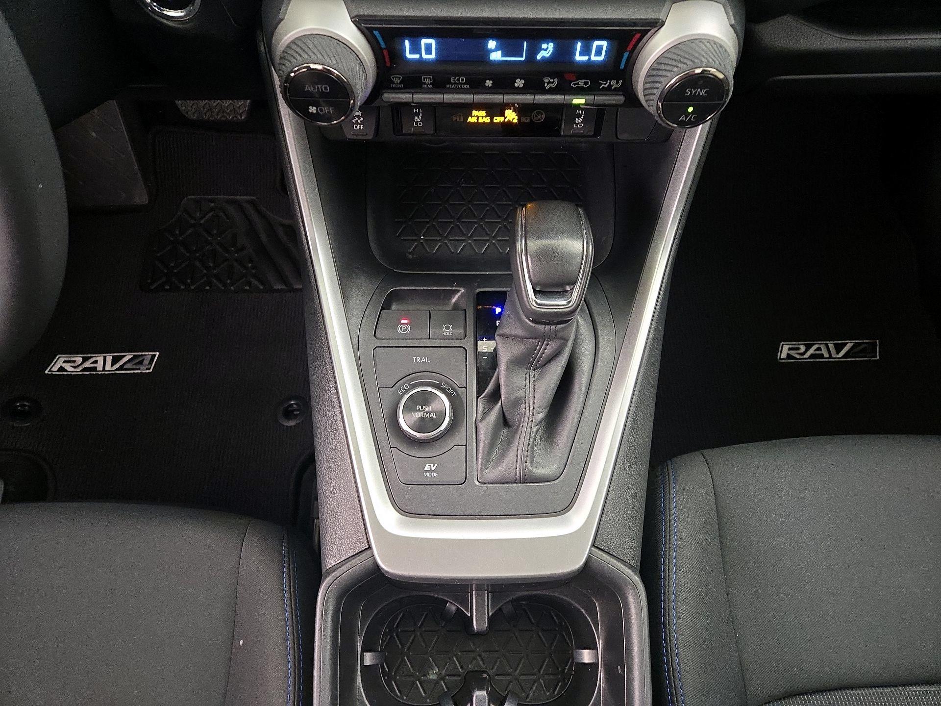 Thumbnail: 2023 Toyota RAV4 - 18