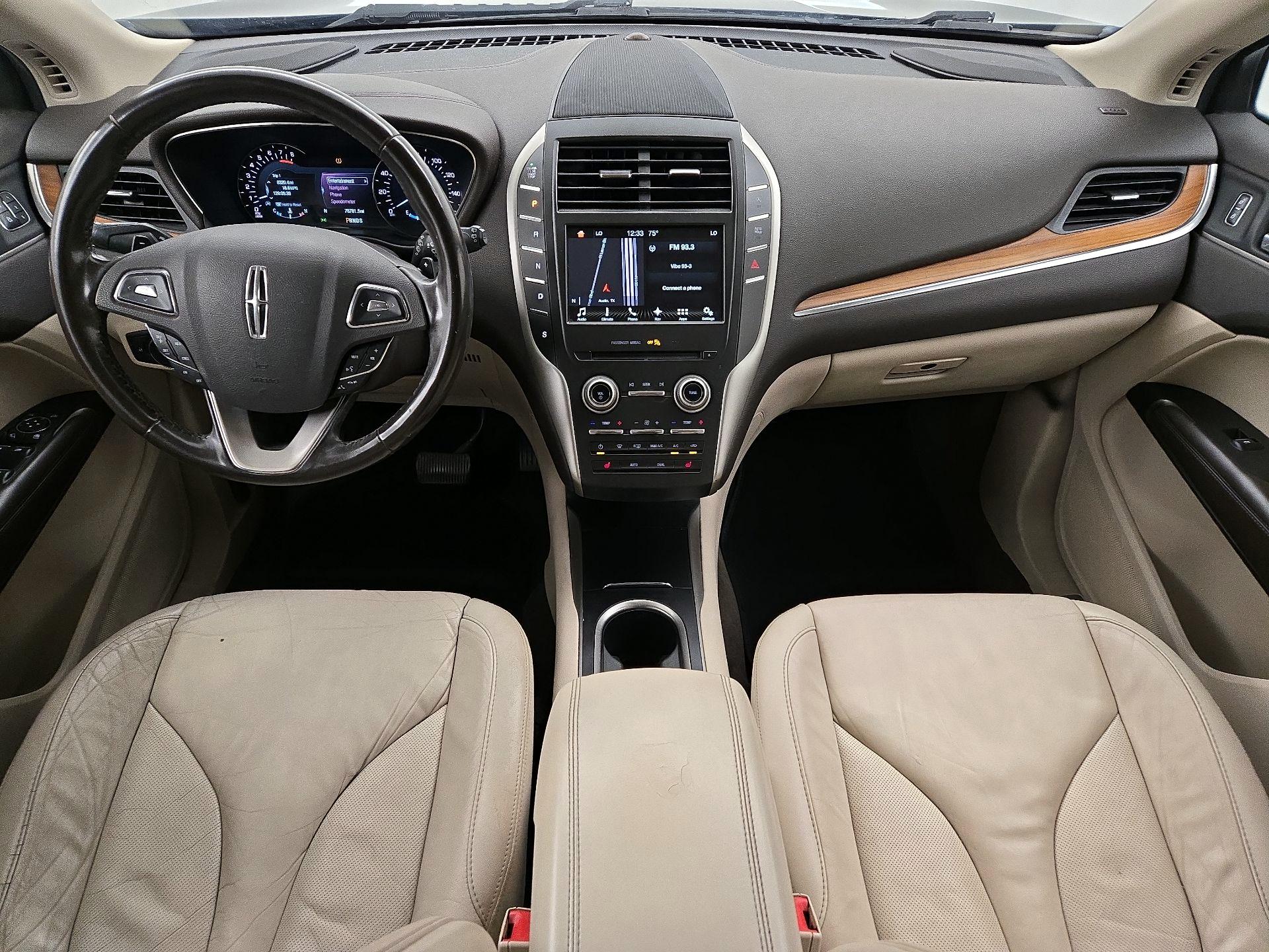 Thumbnail: 2017 Lincoln MKC - 9