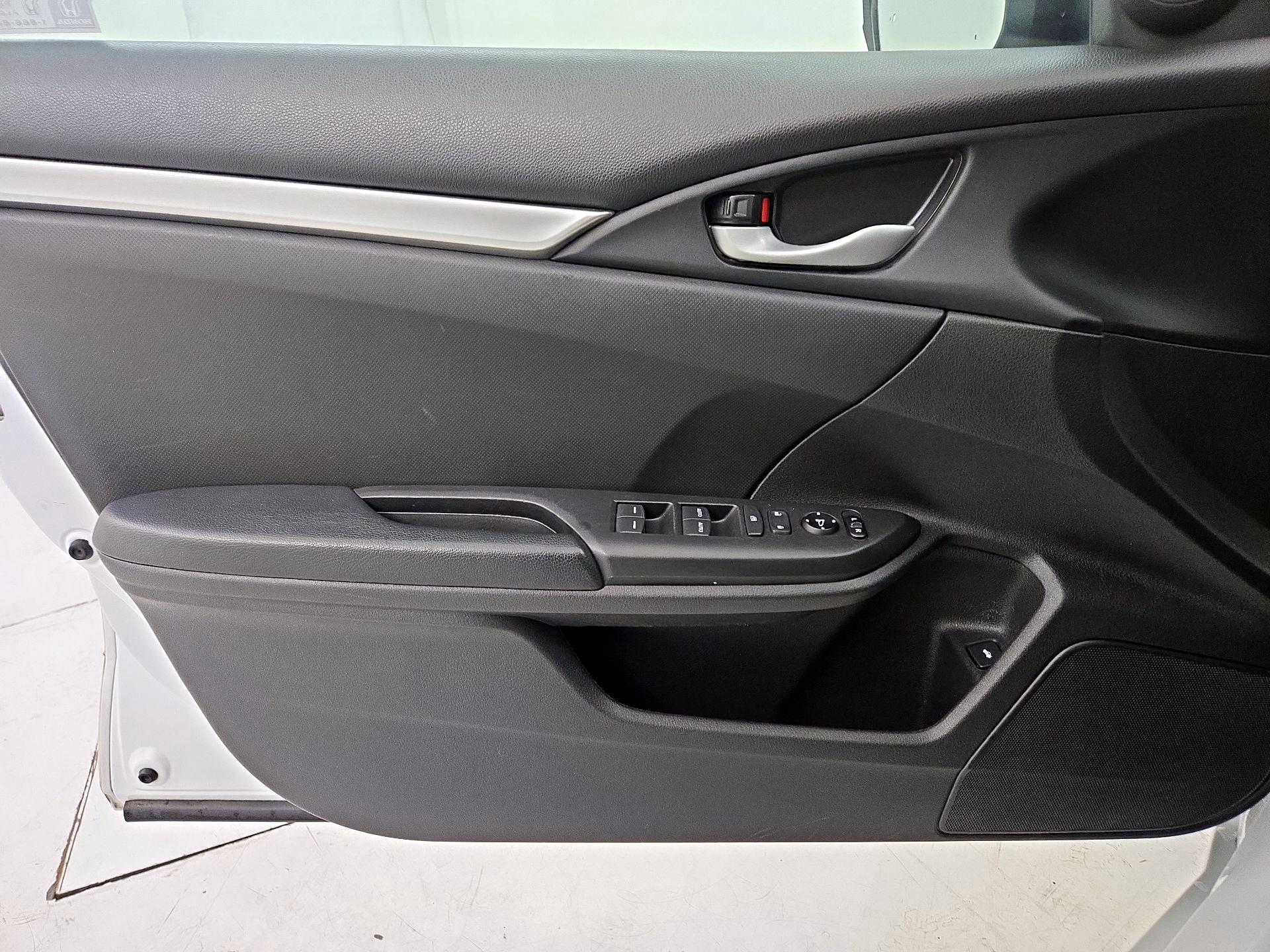 Thumbnail: 2020 Honda Civic - 12