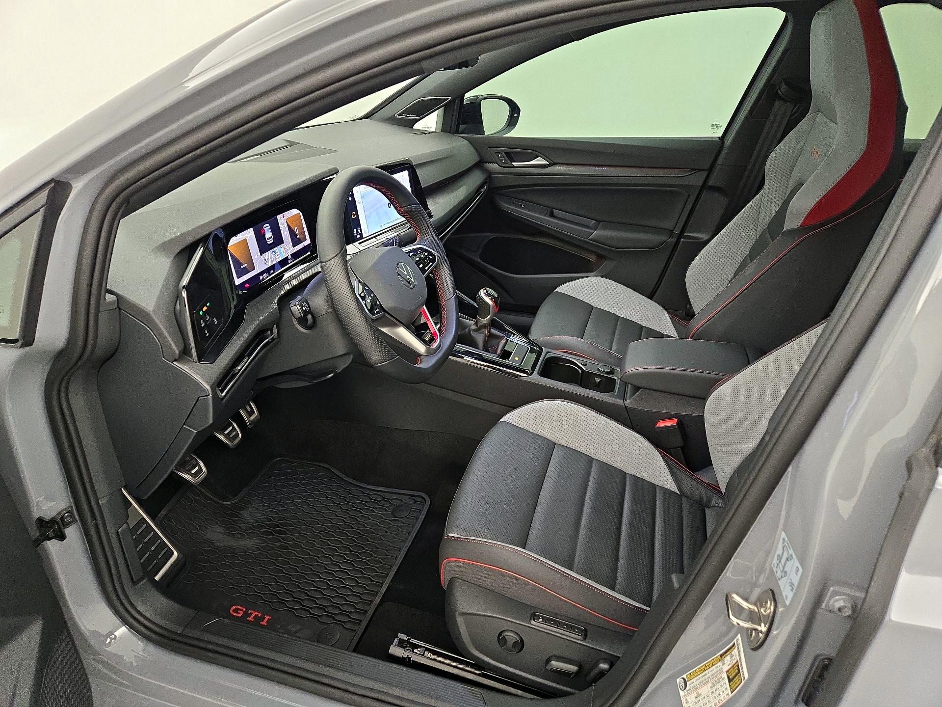 Thumbnail: 2024 Volkswagen Golf - 11