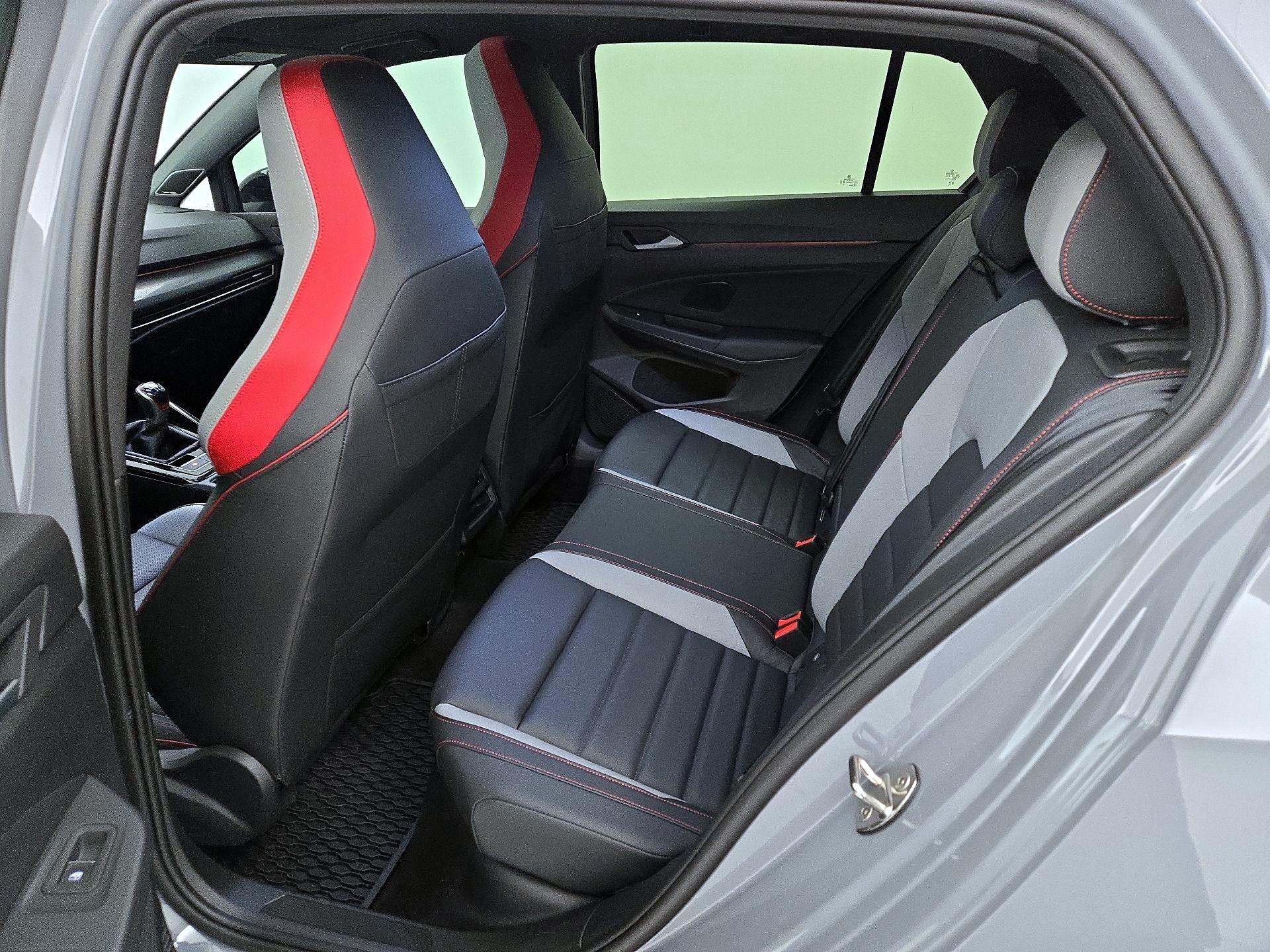 Thumbnail: 2024 Volkswagen Golf - 20
