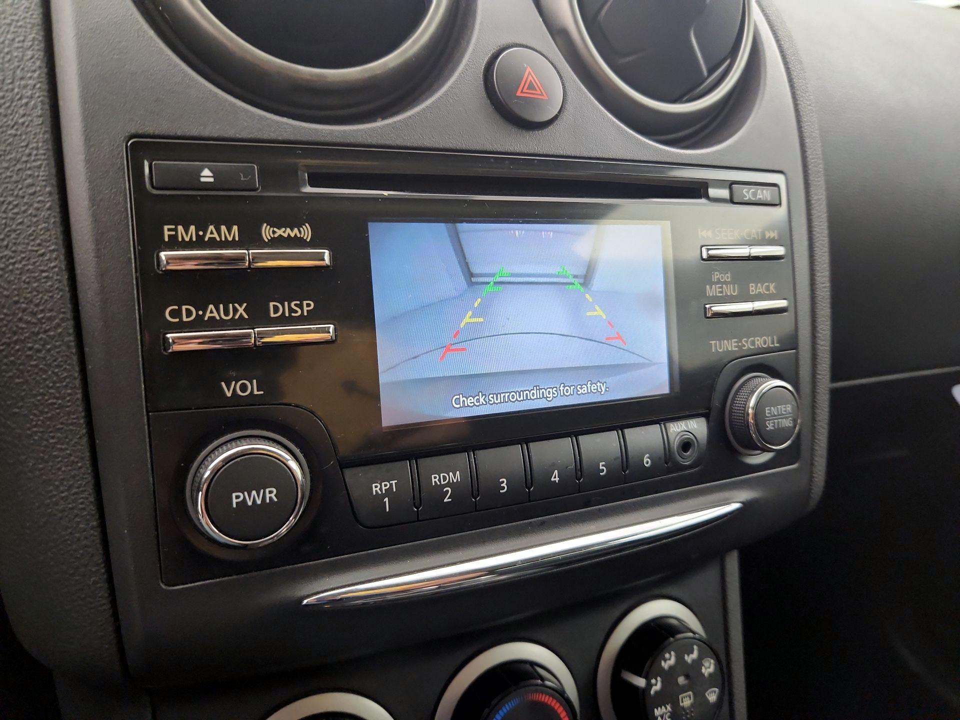 Thumbnail: 2015 Nissan Rogue - 14