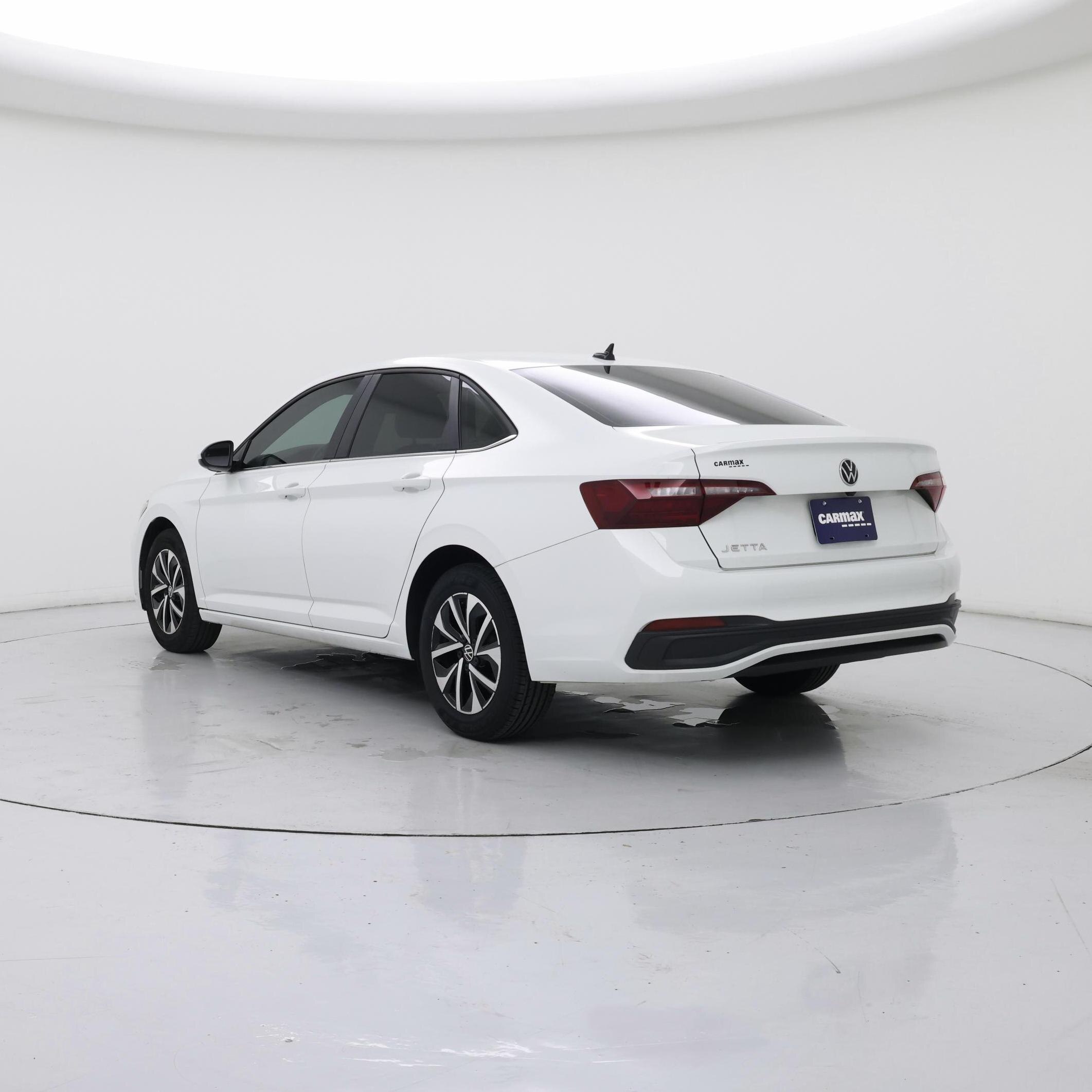 Thumbnail: 2024 Volkswagen Jetta - 2