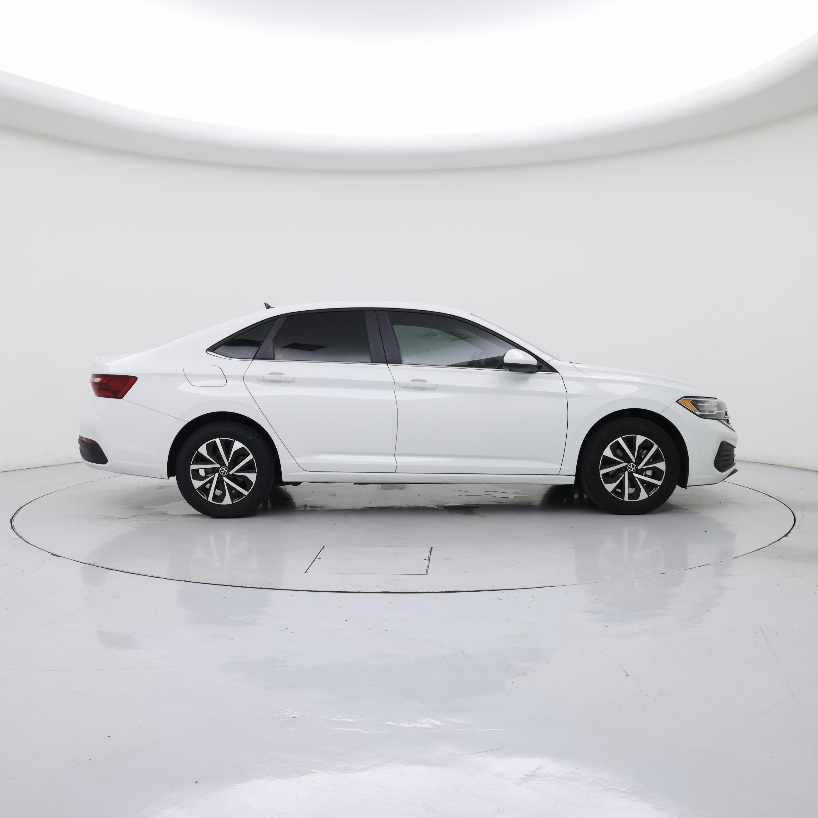 Thumbnail: 2024 Volkswagen Jetta - 7
