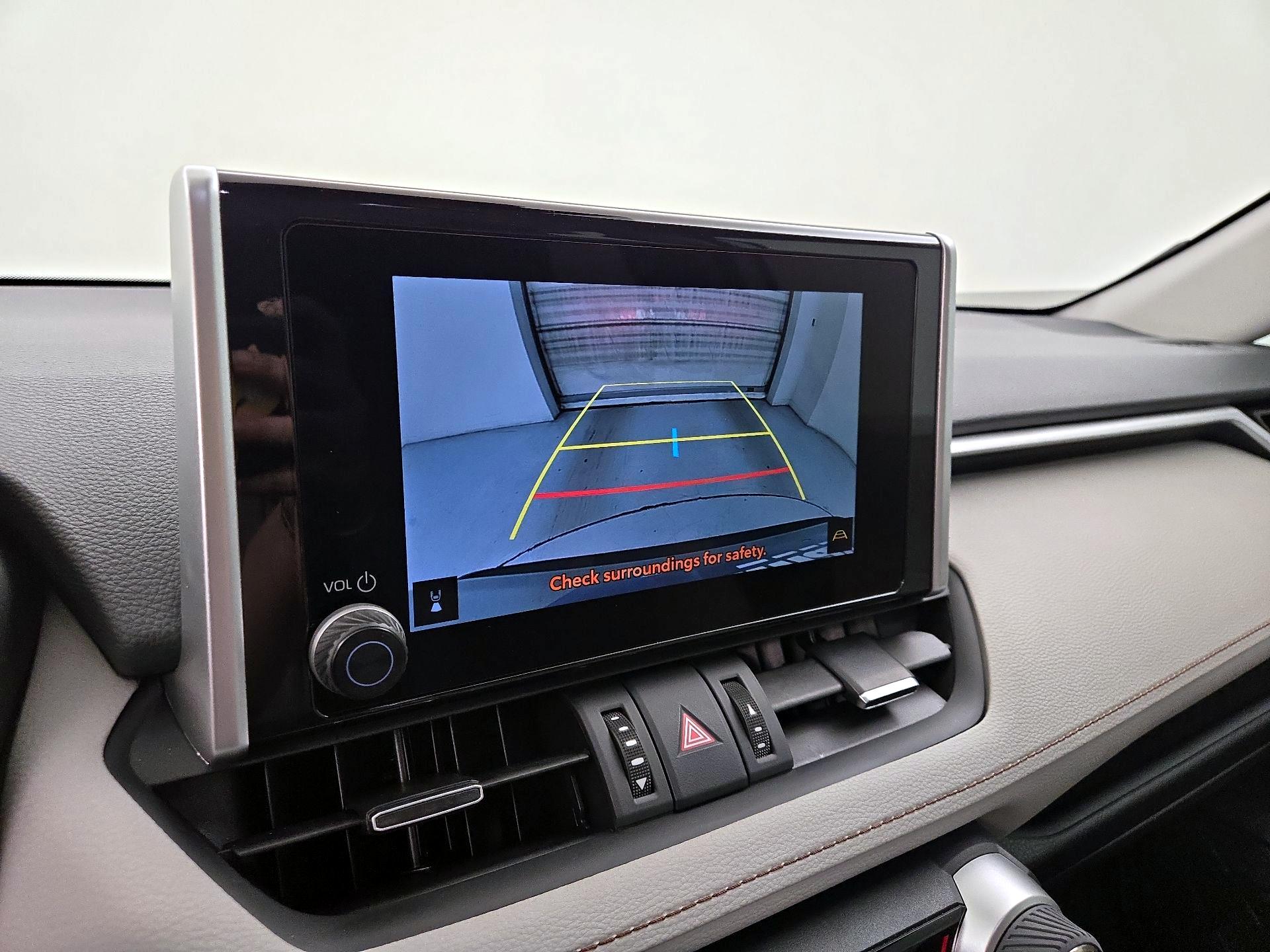 Thumbnail: 2025 Toyota RAV4 - 15