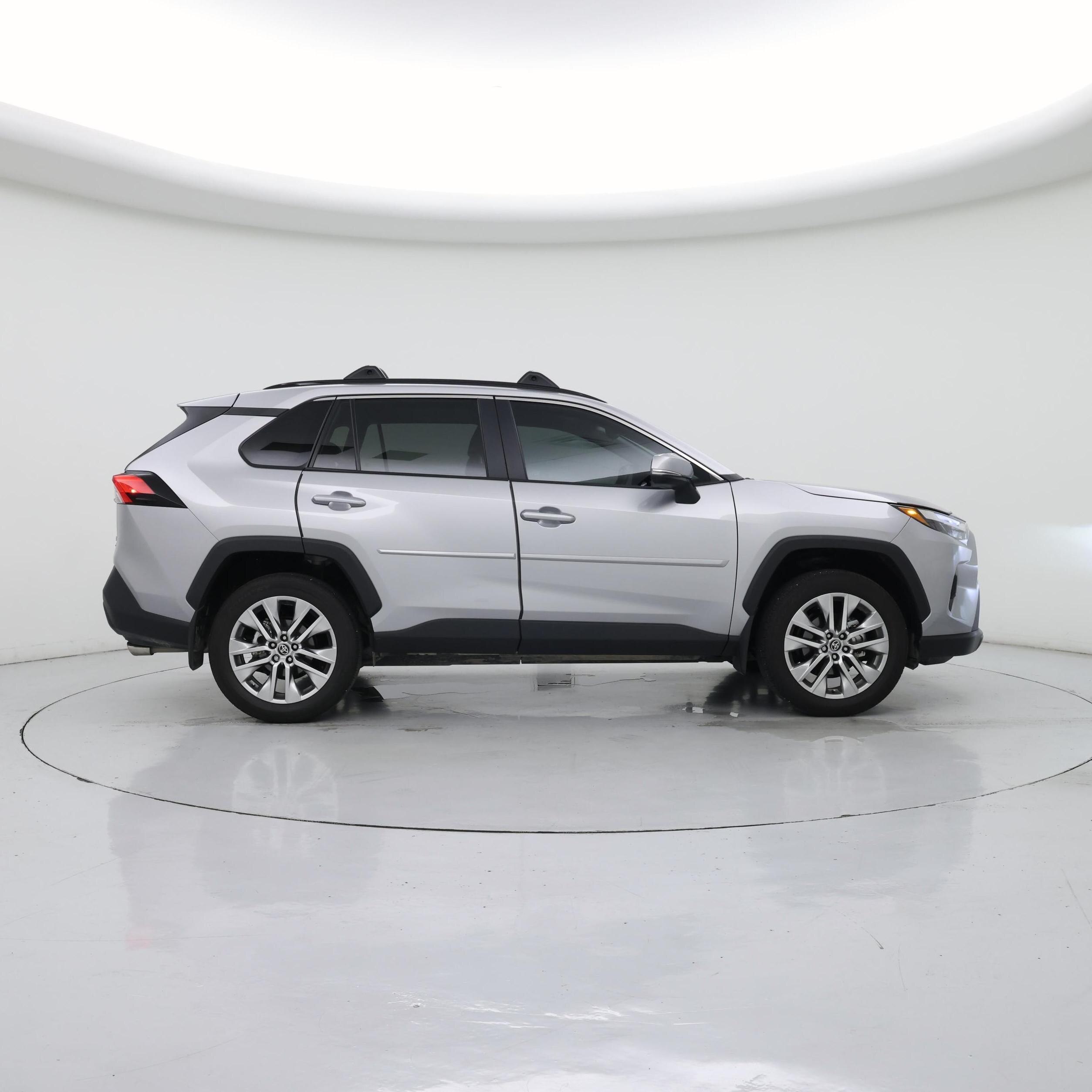Thumbnail: 2025 Toyota RAV4 - 7