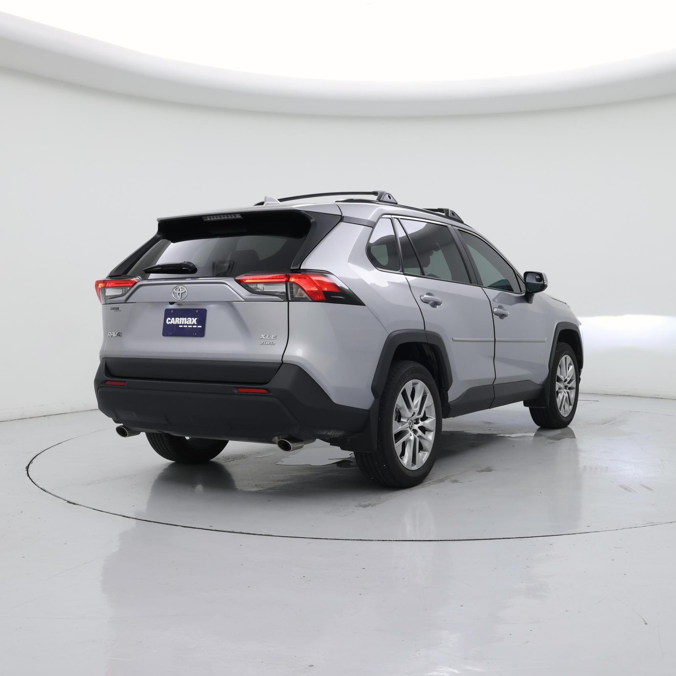 Thumbnail: 2025 Toyota RAV4 - 8
