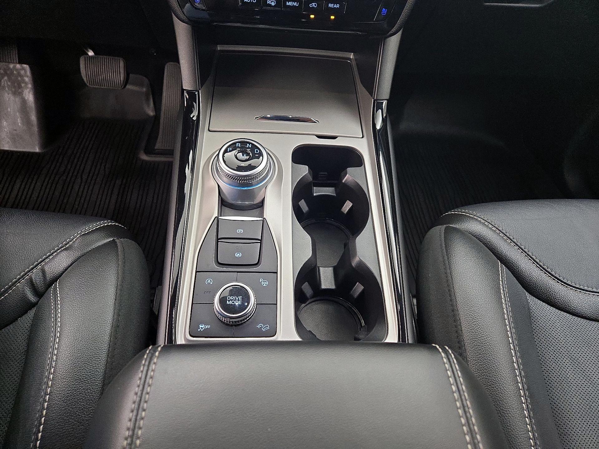 Thumbnail: 2021 Ford Explorer - 18