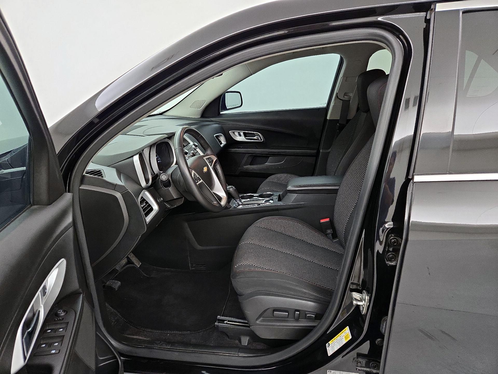 Thumbnail: 2016 Chevrolet Equinox - 11