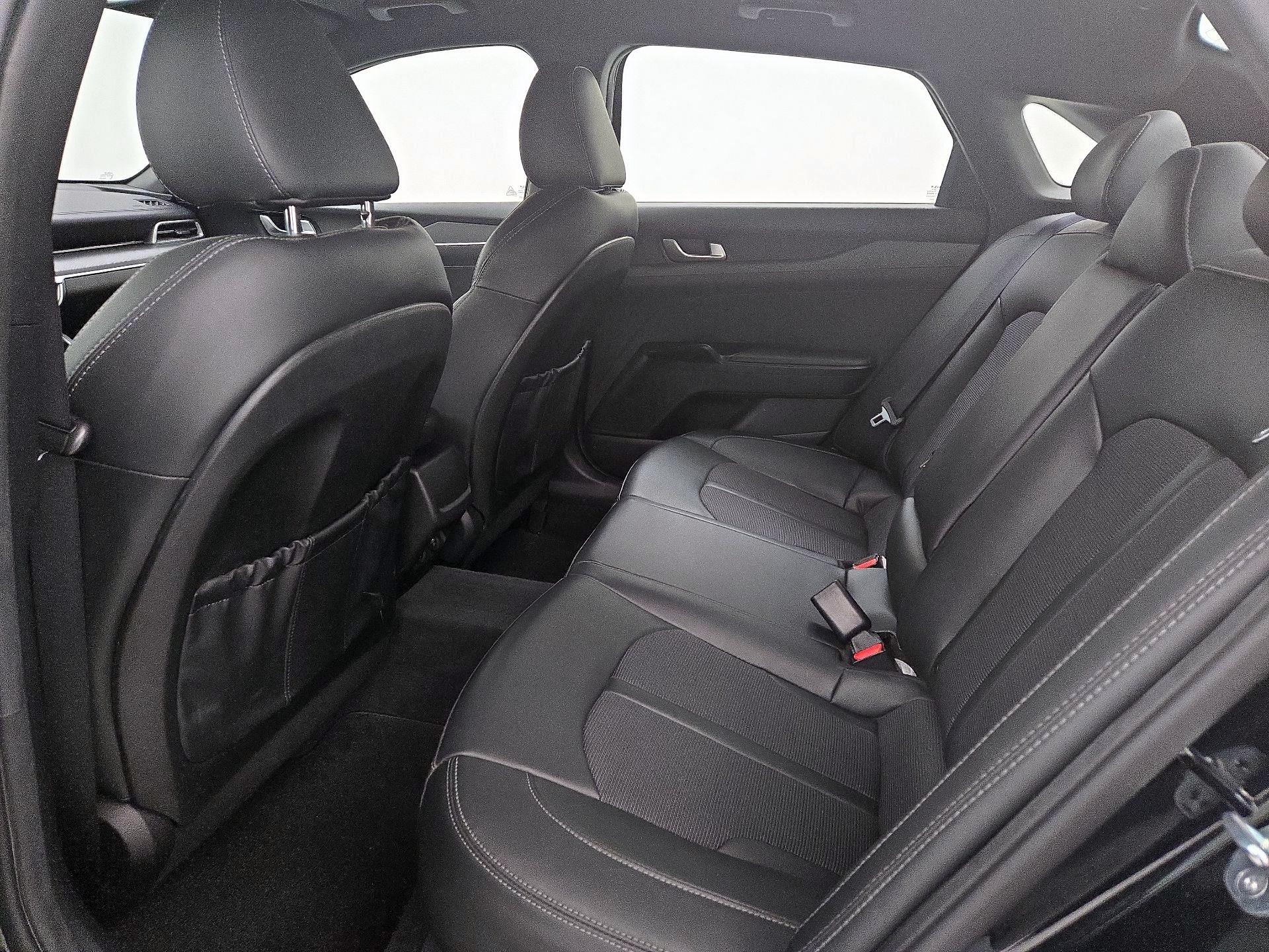 Thumbnail: 2023 Kia K5 - 20