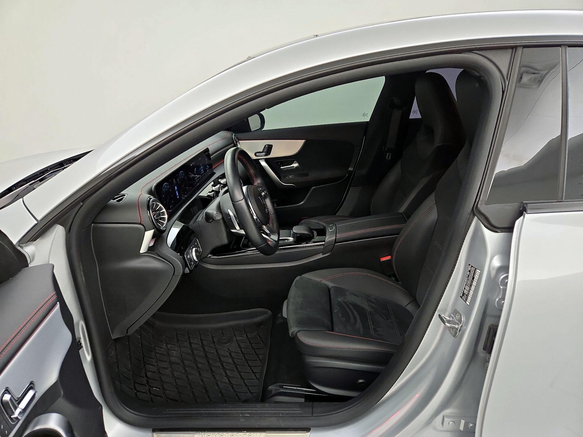 Thumbnail: 2023 Mercedes-Benz CLA - 11