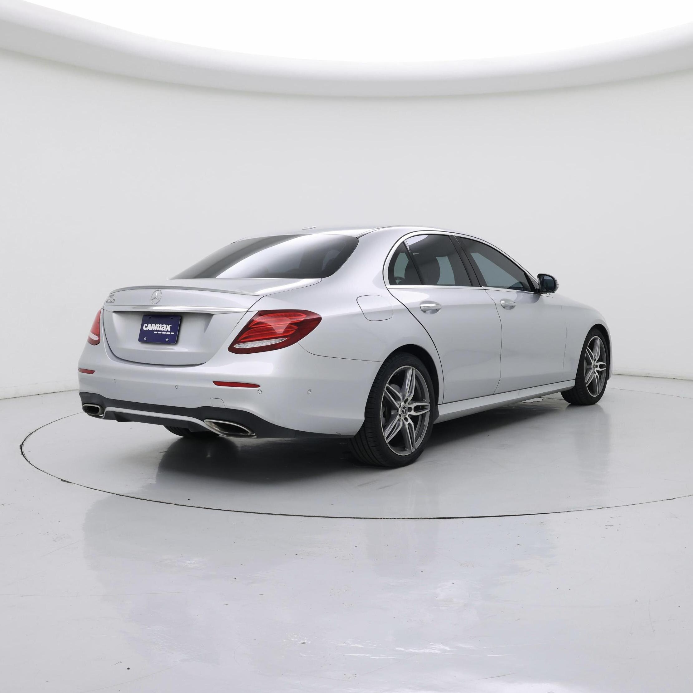 Thumbnail: 2019 Mercedes-Benz E-Class - 8