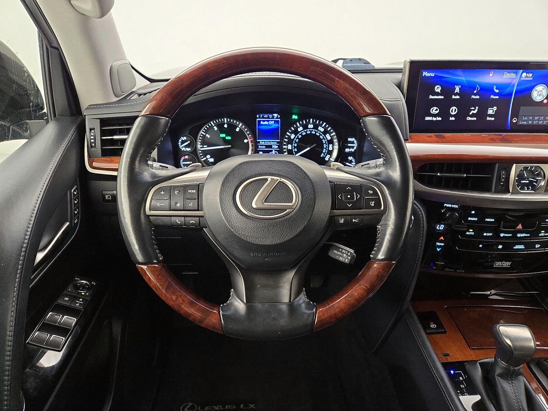 Thumbnail: 2018 Lexus LX - 10
