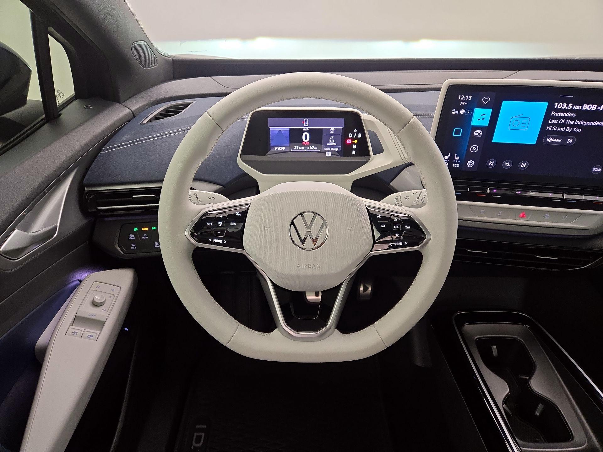 Thumbnail: 2023 Volkswagen ID.4 - 10