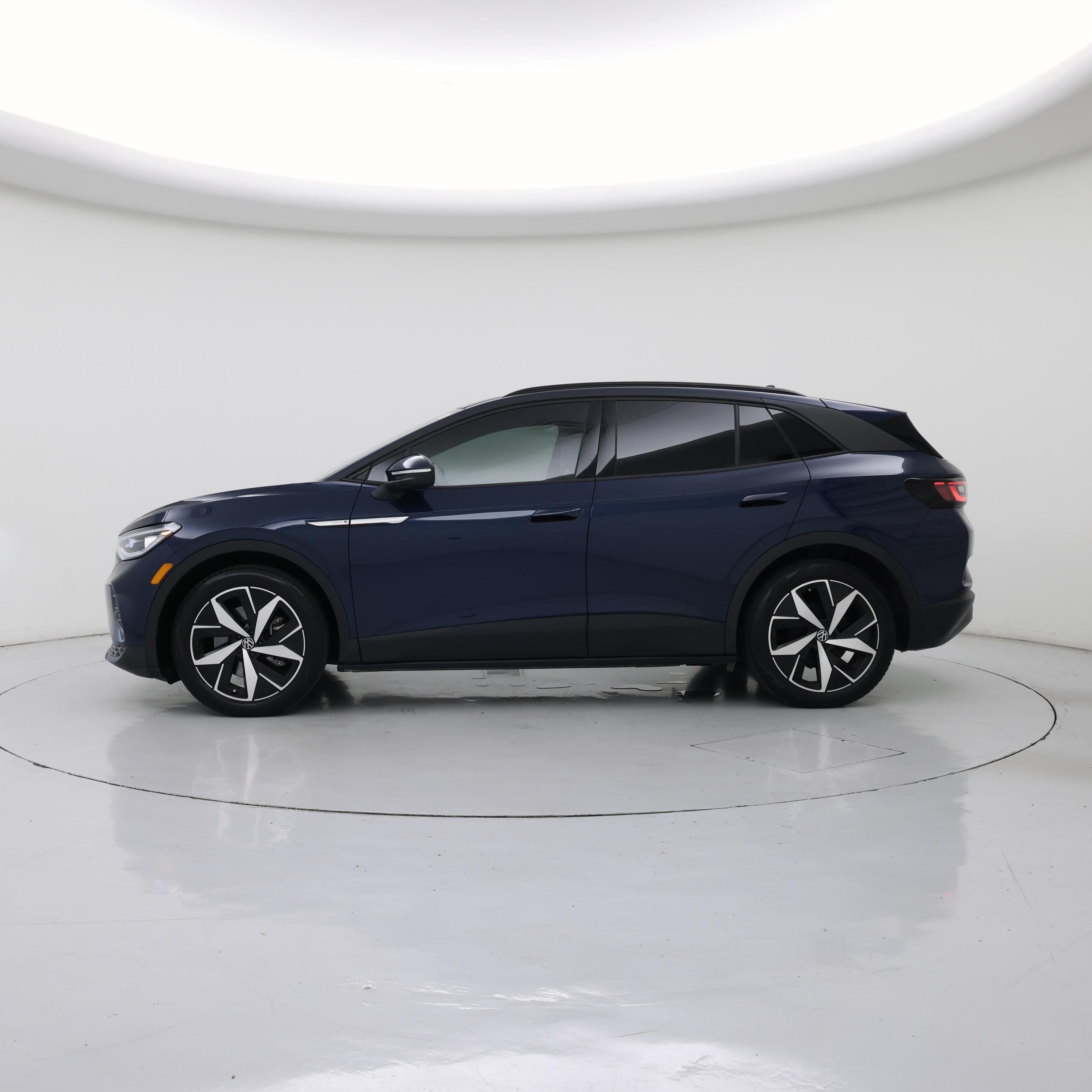 Thumbnail: 2023 Volkswagen ID.4 - 3