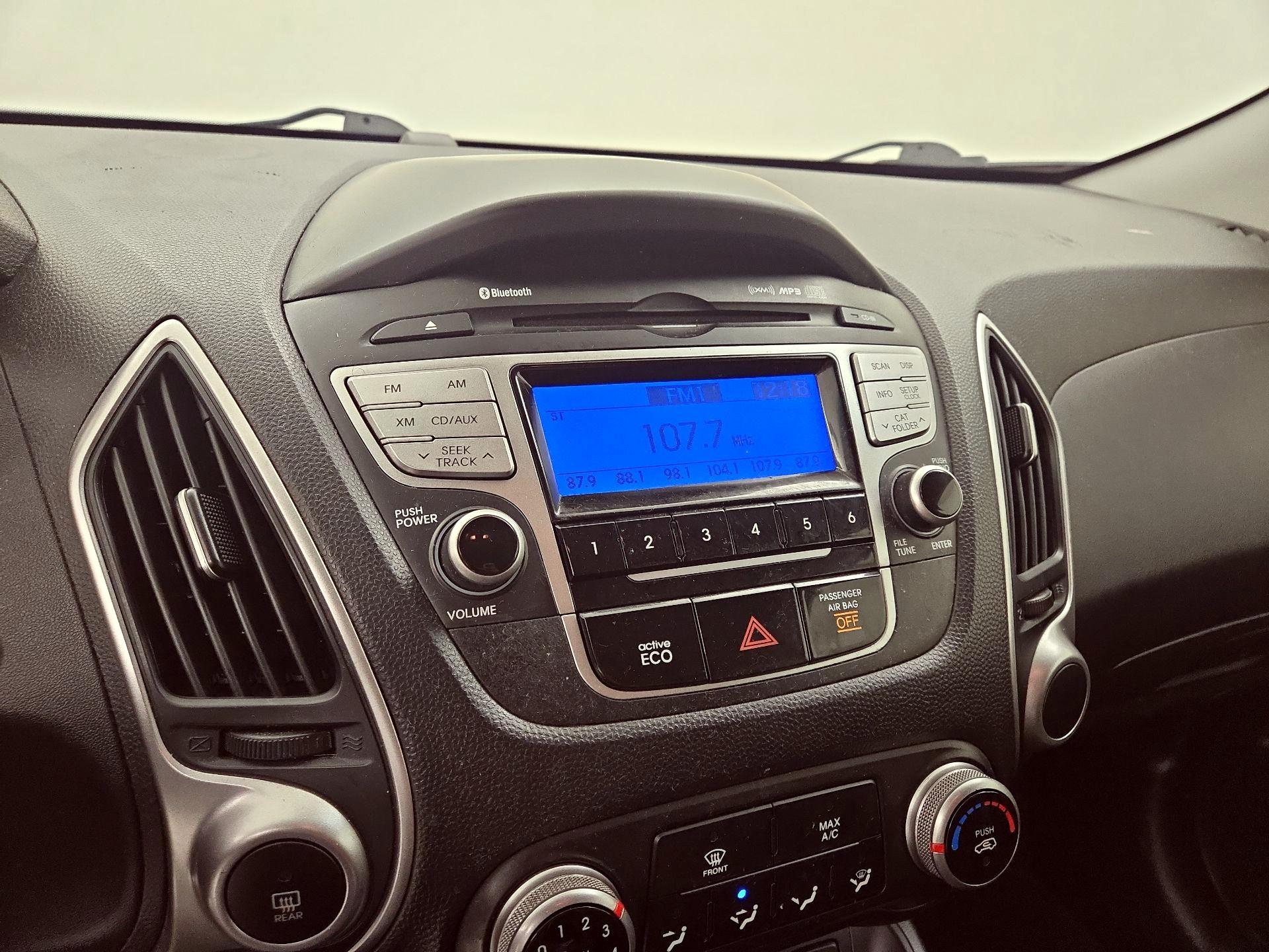 Thumbnail: 2013 Hyundai Tucson - 14