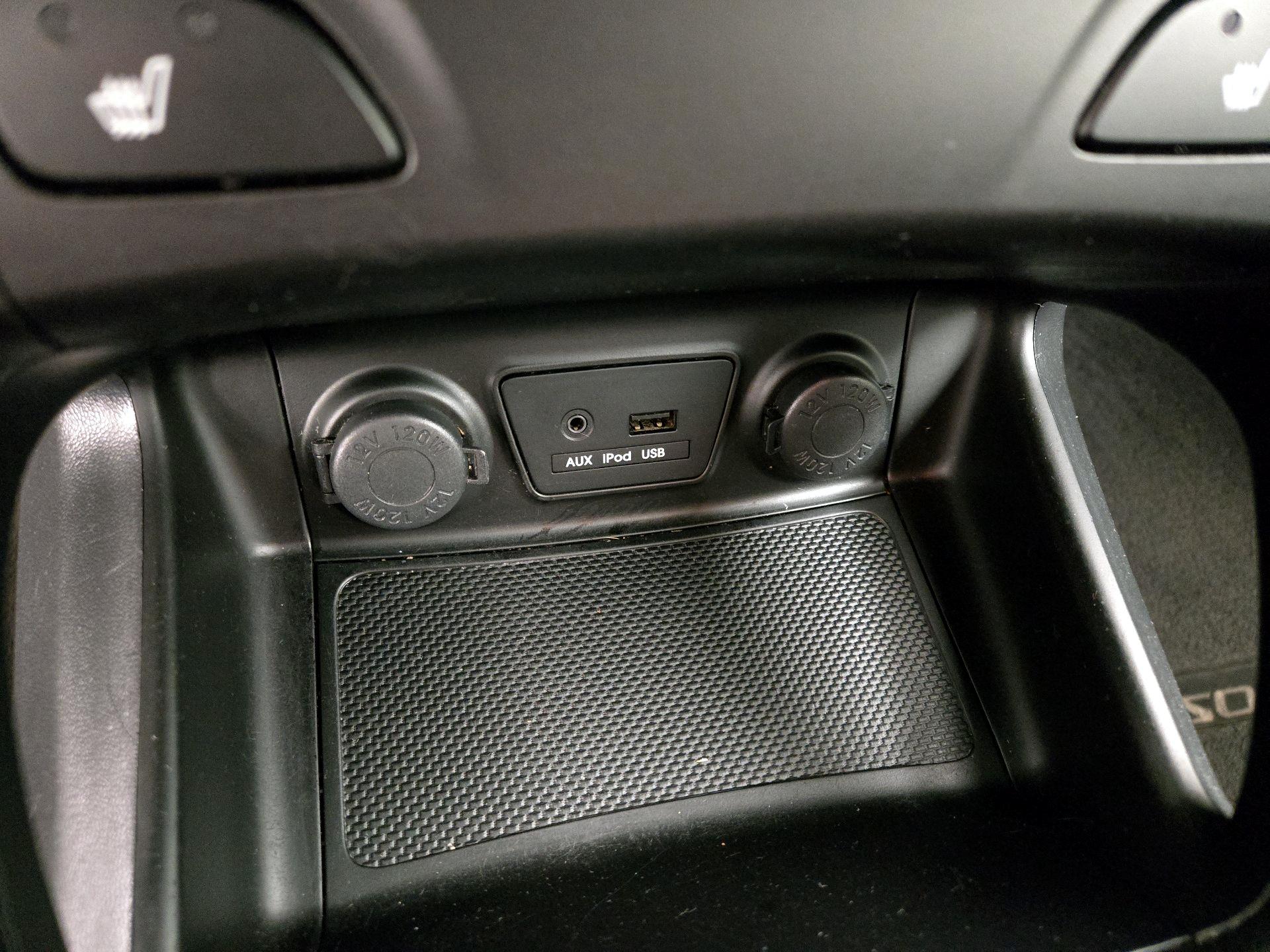 Thumbnail: 2013 Hyundai Tucson - 17