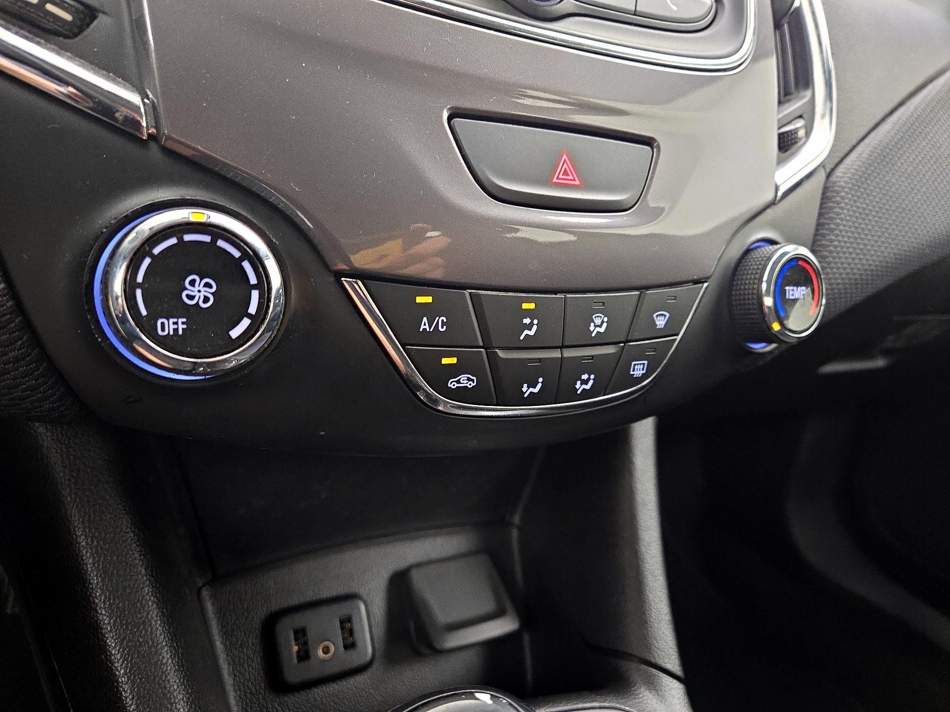 Thumbnail: 2019 Chevrolet Cruze - 16