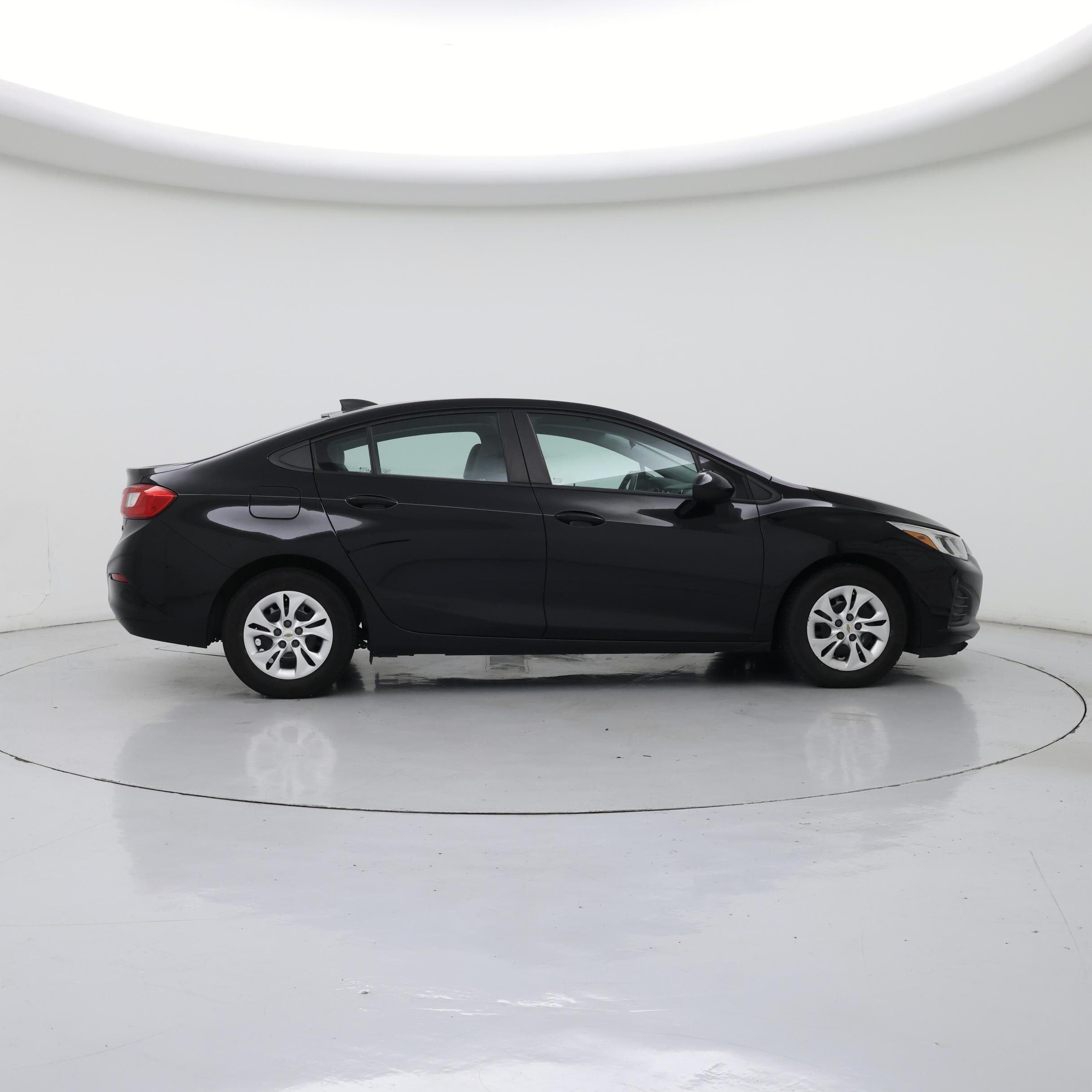 Thumbnail: 2019 Chevrolet Cruze - 7