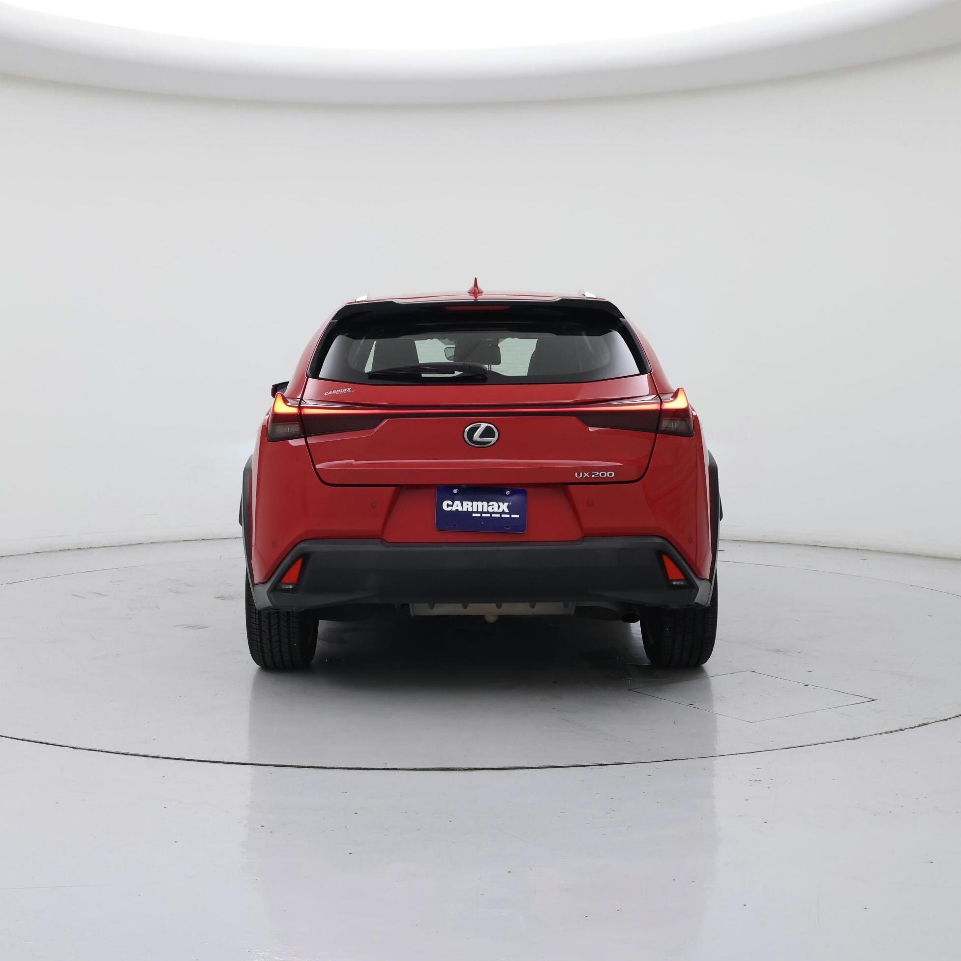 Thumbnail: 2019 Lexus UX - 6