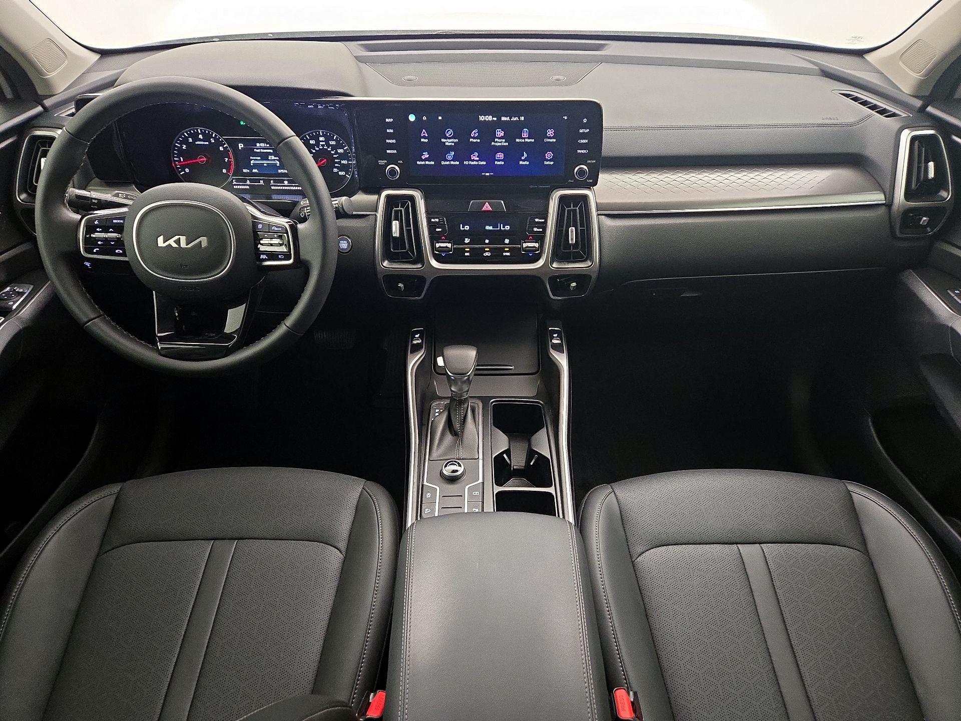 Thumbnail: 2022 Kia Sorento - 9