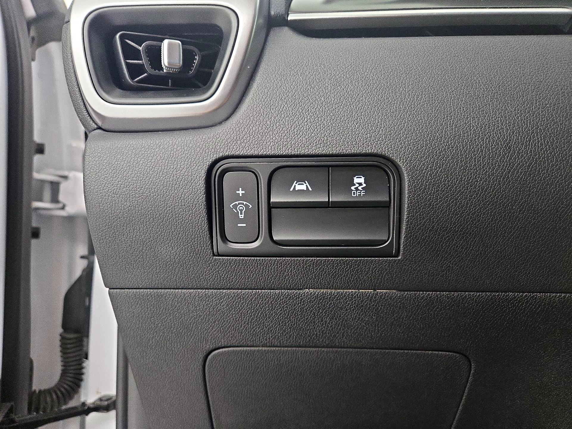 Thumbnail: 2022 Kia Sorento - 13