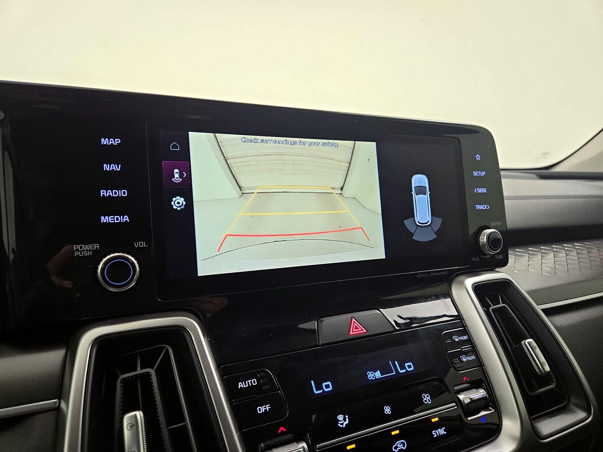 Thumbnail: 2022 Kia Sorento - 15