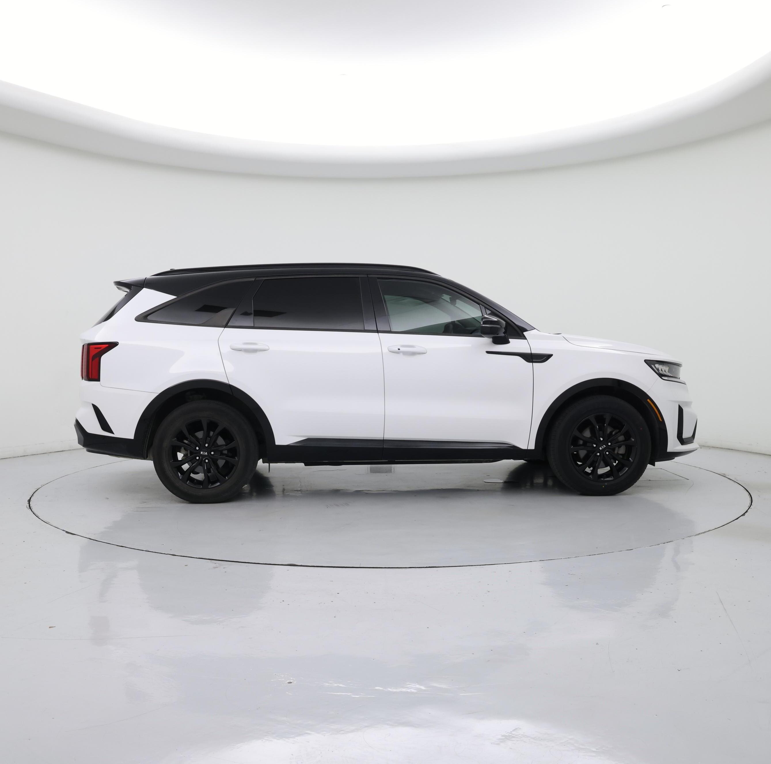 Thumbnail: 2022 Kia Sorento - 7