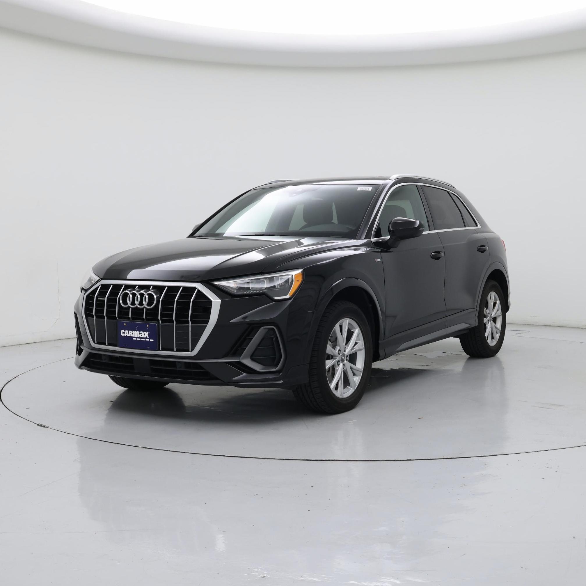 Thumbnail: 2021 Audi Q3 - 4