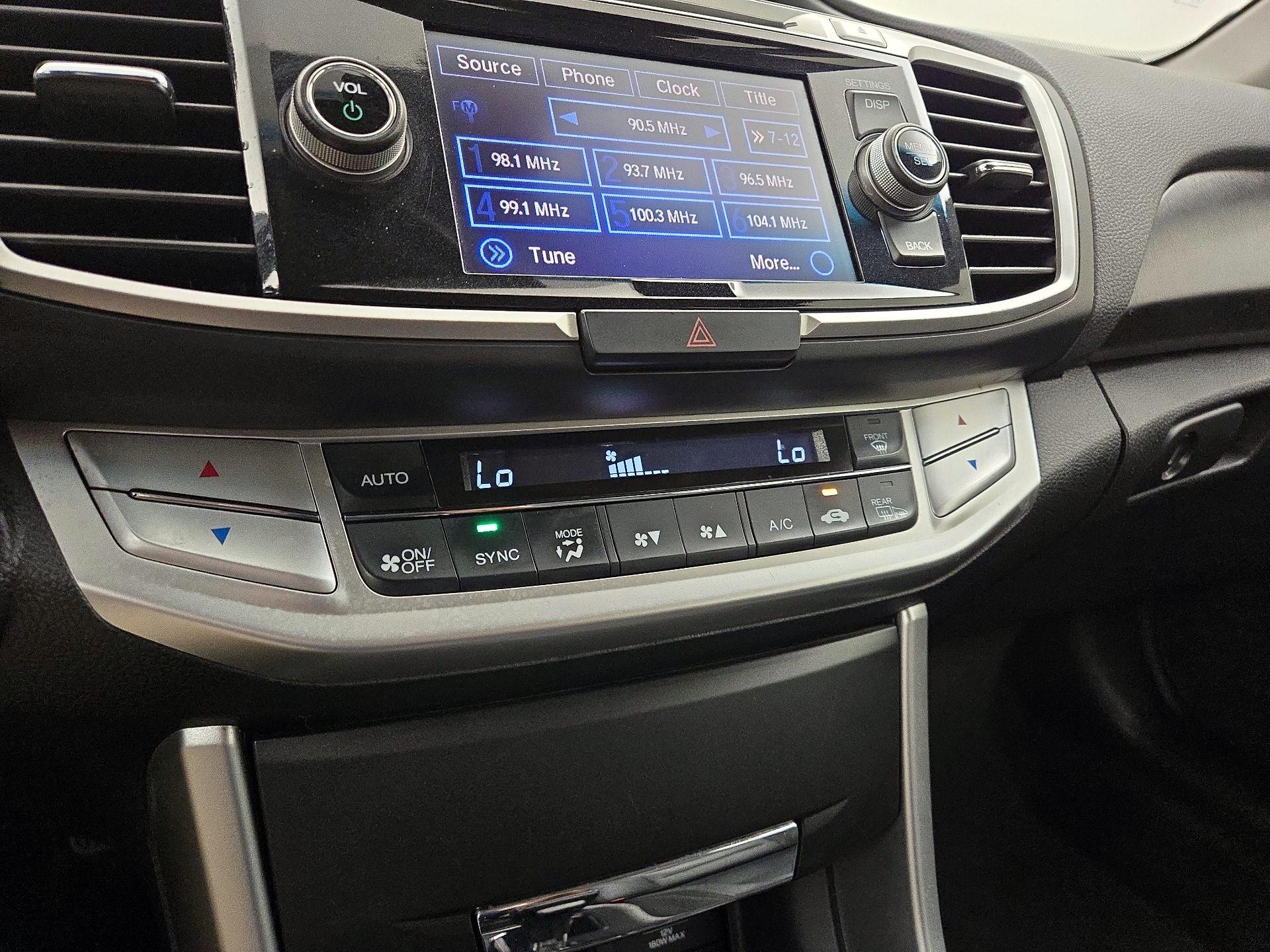 Thumbnail: 2015 Honda Accord - 16