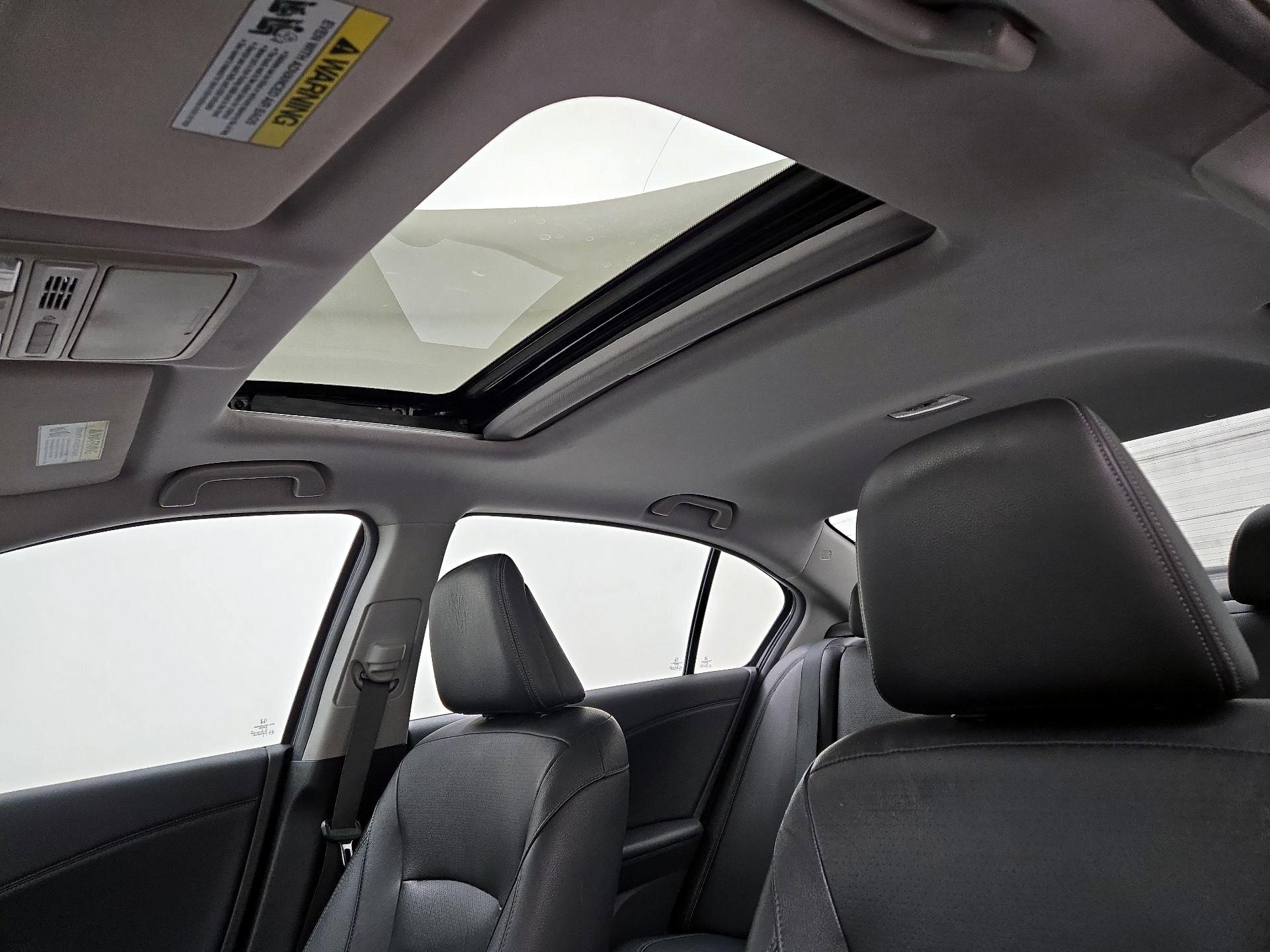 Thumbnail: 2015 Honda Accord - 19