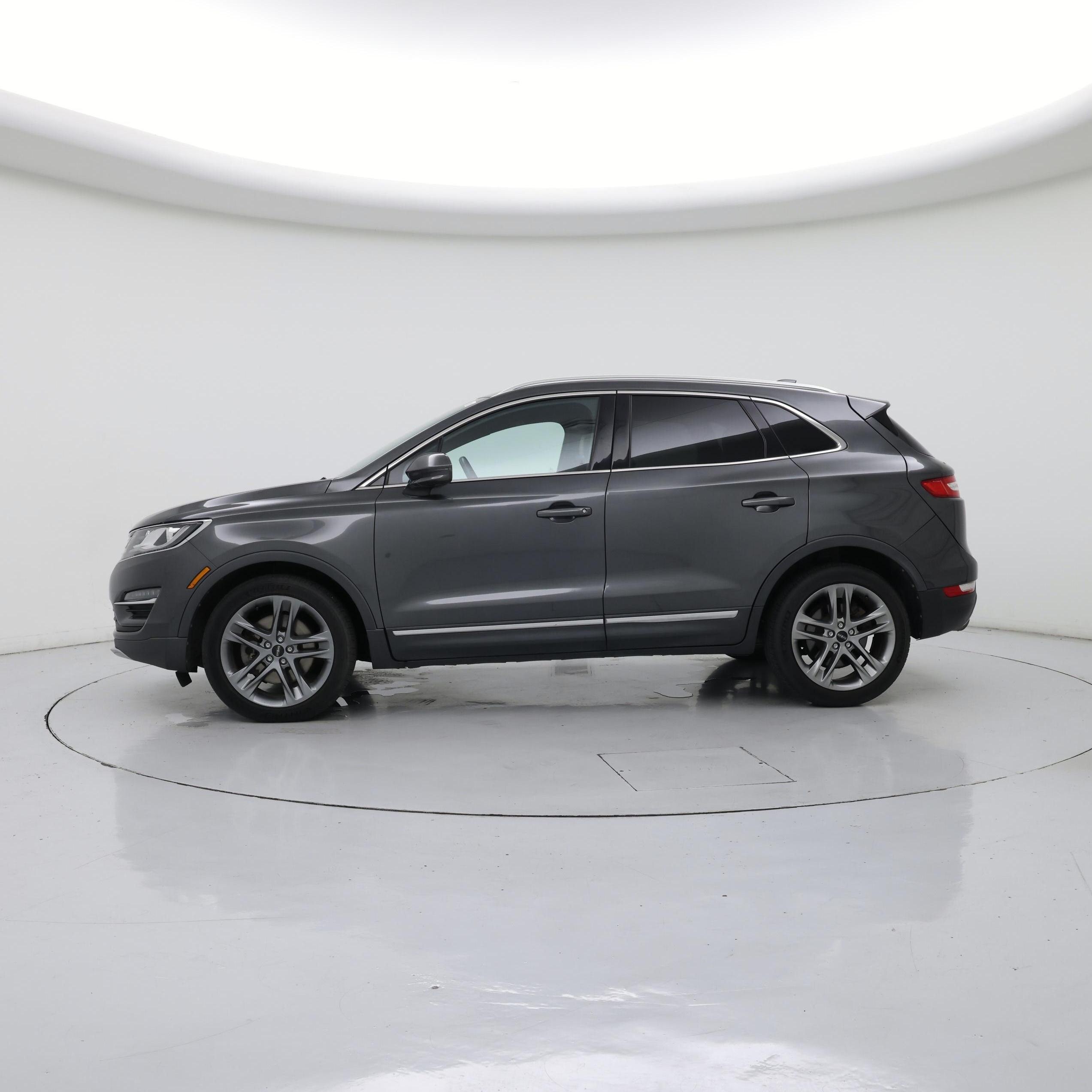 Thumbnail: 2018 Lincoln MKC - 3