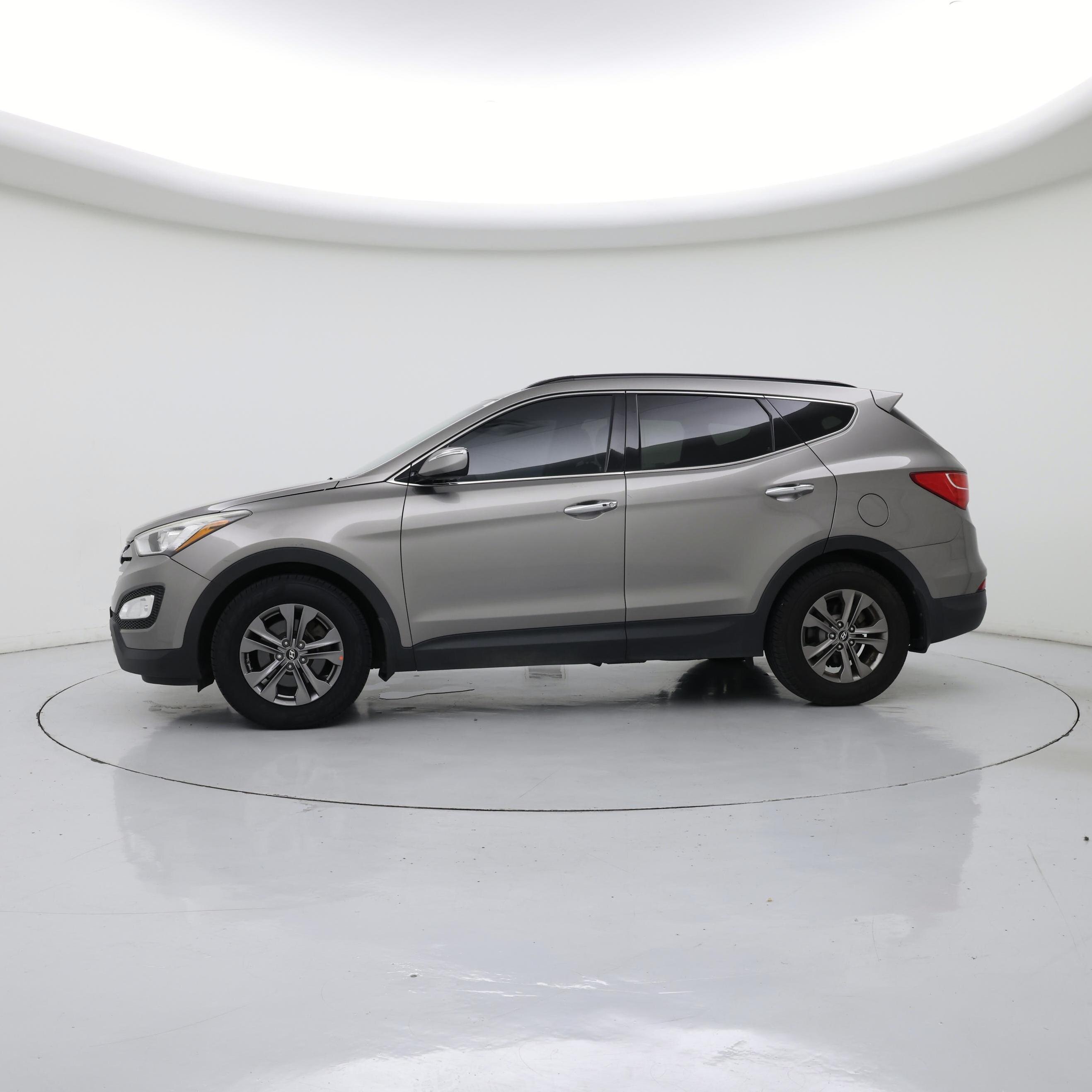 Thumbnail: 2013 Hyundai Santa Fe - 3