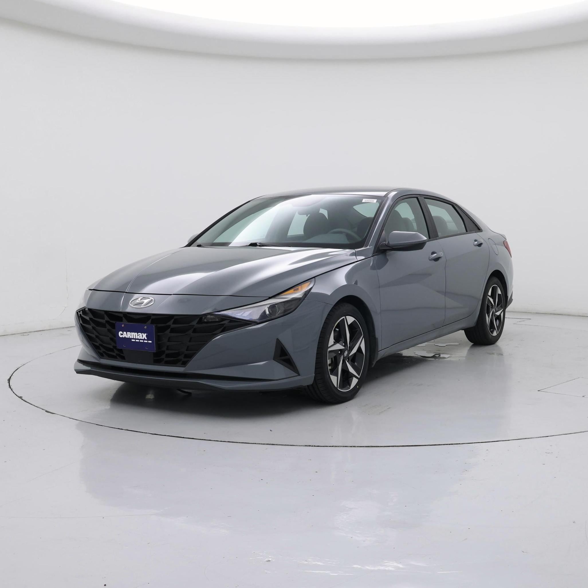 Thumbnail: 2023 Hyundai Elantra - 4